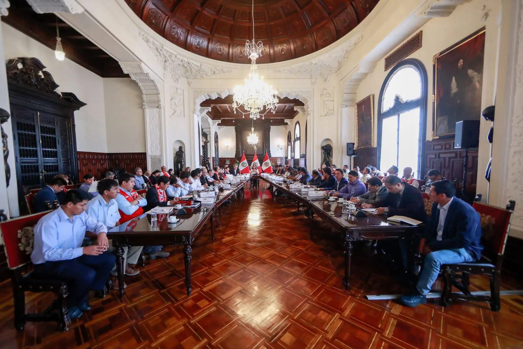 Presidenta Dina Boluarte se reunió con alcaldes de la regiones de Apurímac y Ayacucho.
Foto:ANDINA/Prensa Presidencia