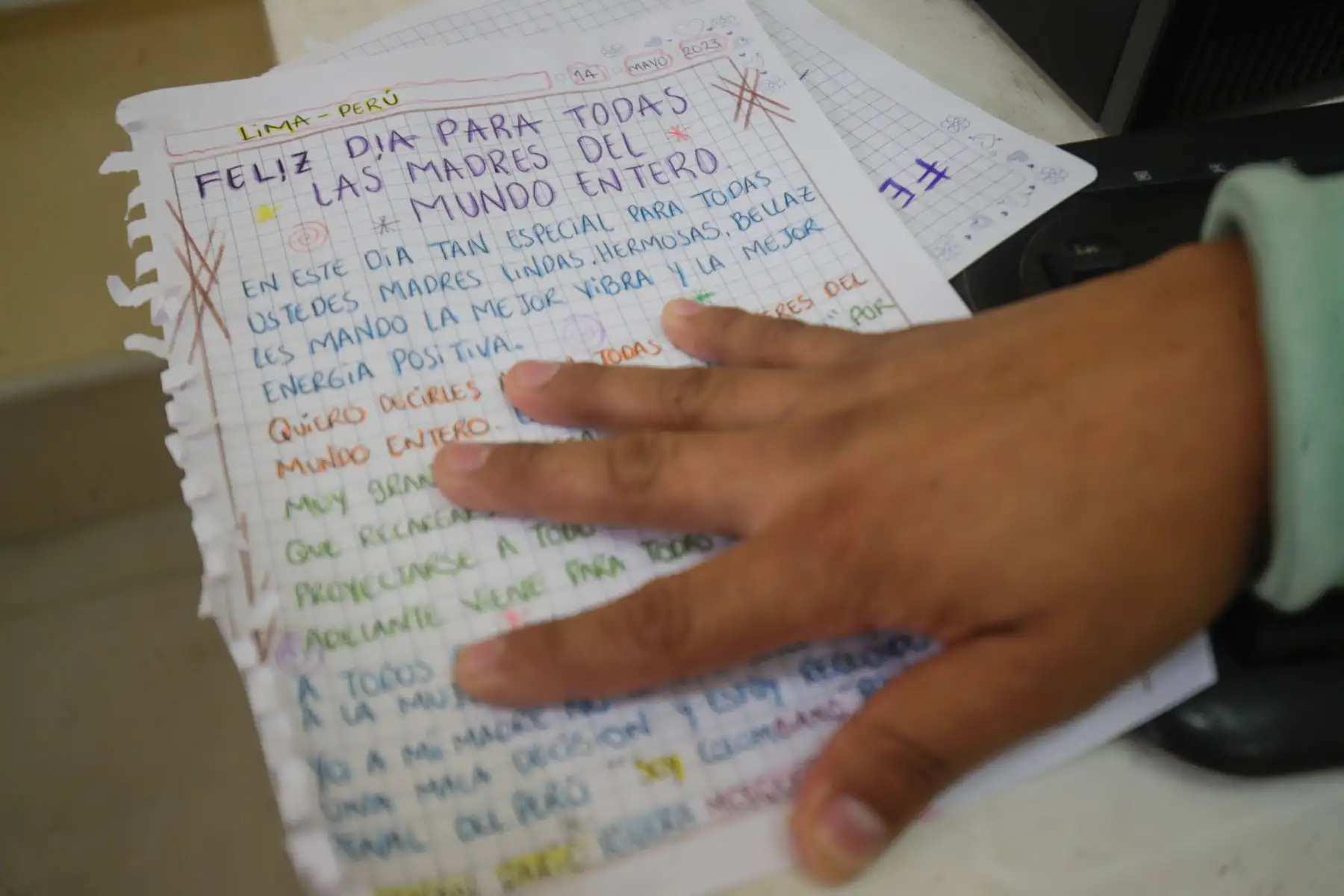 Algunos internos de nacionalidad extranjera tuvieron la oportunidad de conectarse virtualmente con sus madres y esposas para poder compartir un momento de felicidad con emotivos mensajes.
Foto: ANDINA/Juan Carlos Guzmán