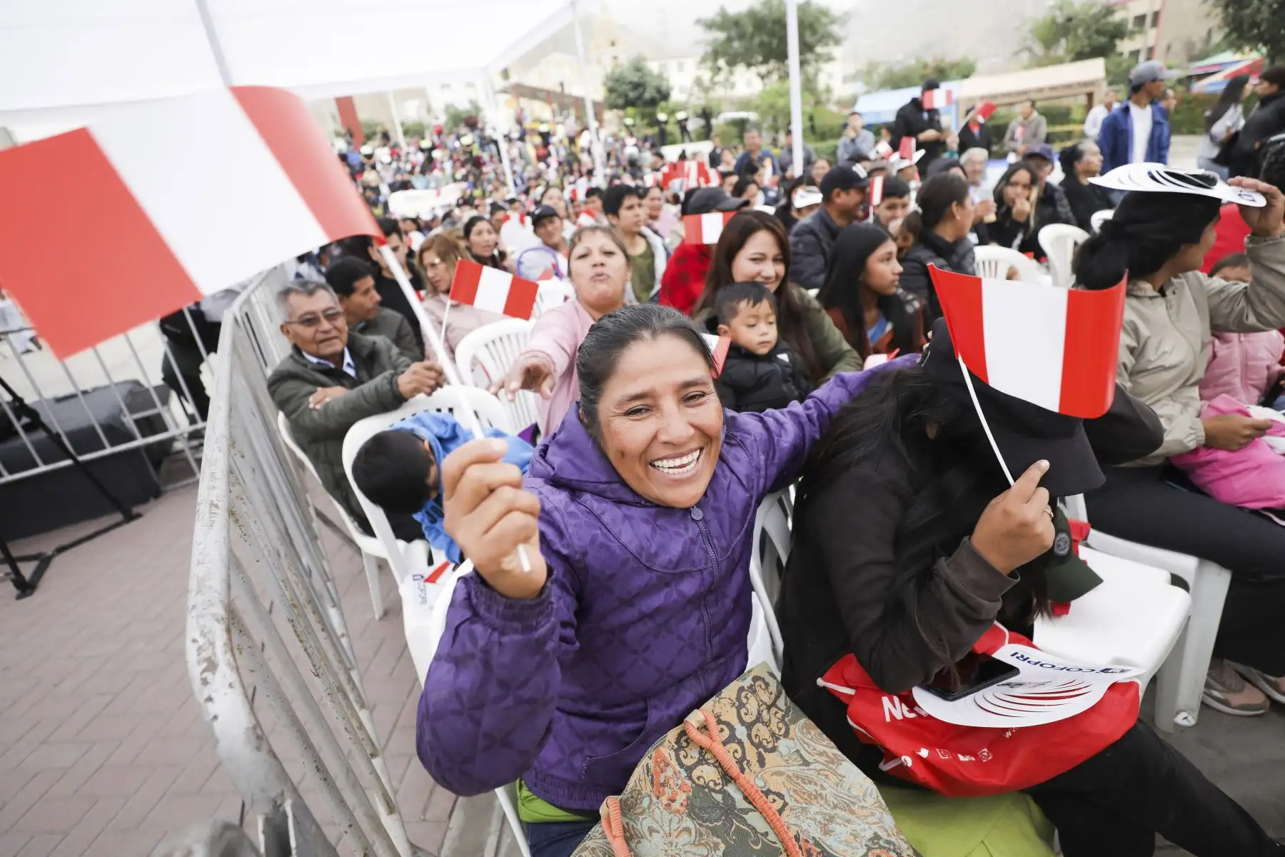 La presidenta de la República, Dina Boluarte, participa hoy de la ceremonia de entrega de 4,781 títulos de propiedad de vivienda y equipamiento urbano para Lima Metropolitana y el Callao.
Foto:ANDINA/Vivienda