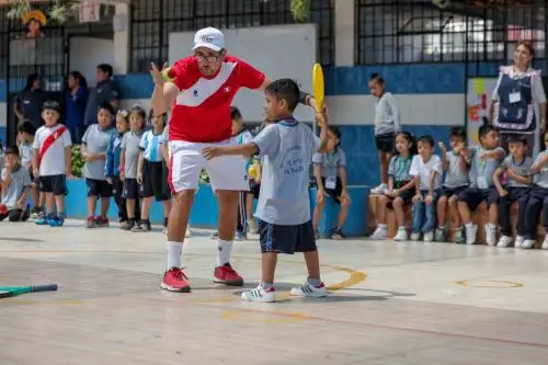 Escolares se inician en el deporte a través del programa de “Promoción de la actividad física para una vida saludable” del IPD
