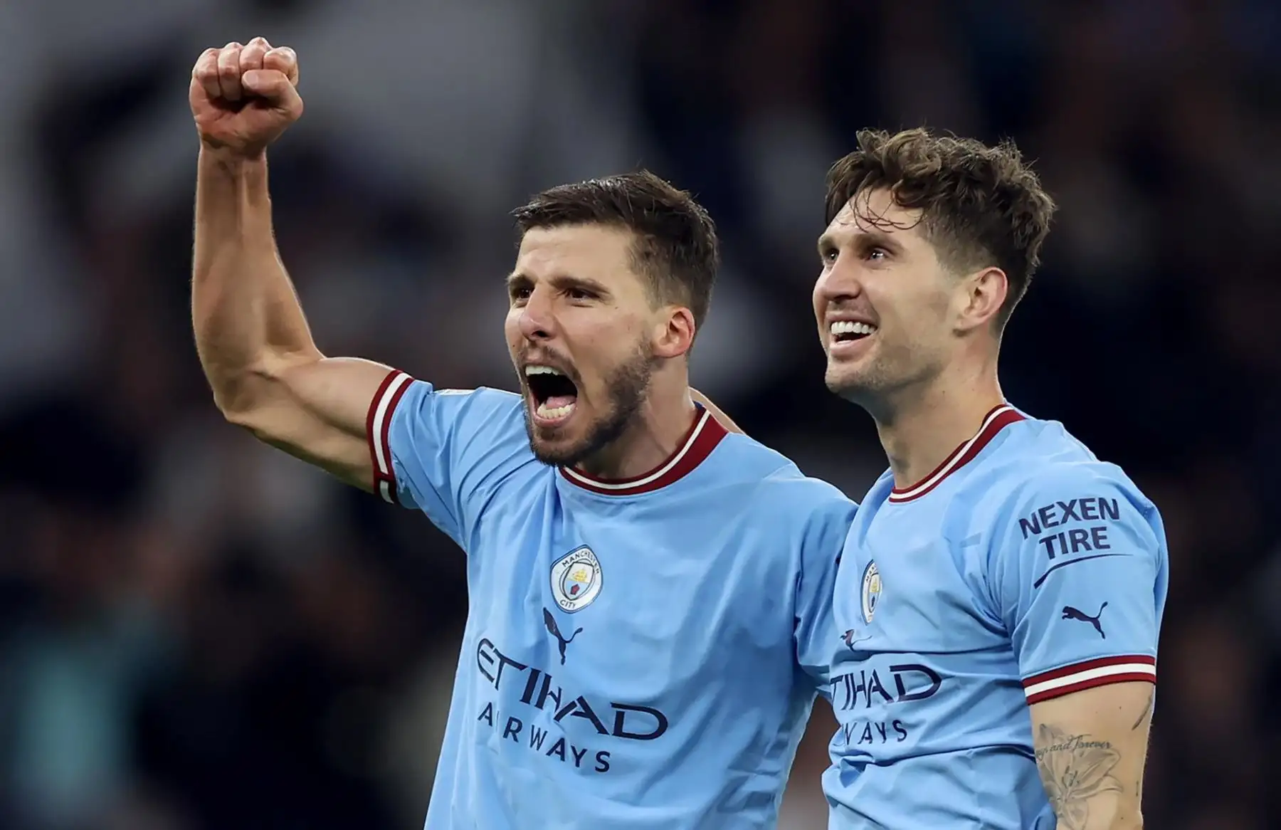 John Stones y Ruben Dias del Manchester City celebran después de ganar las semifinales de la Liga de Campeones de la UEFA, el partido de fútbol de 2ª etapa entre el Manchester City y el Real Madrid en Manchester, Gran Bretaña, el 17 de mayo de 2023. El Manchester City ganó 4-0.
Foto: EFE
