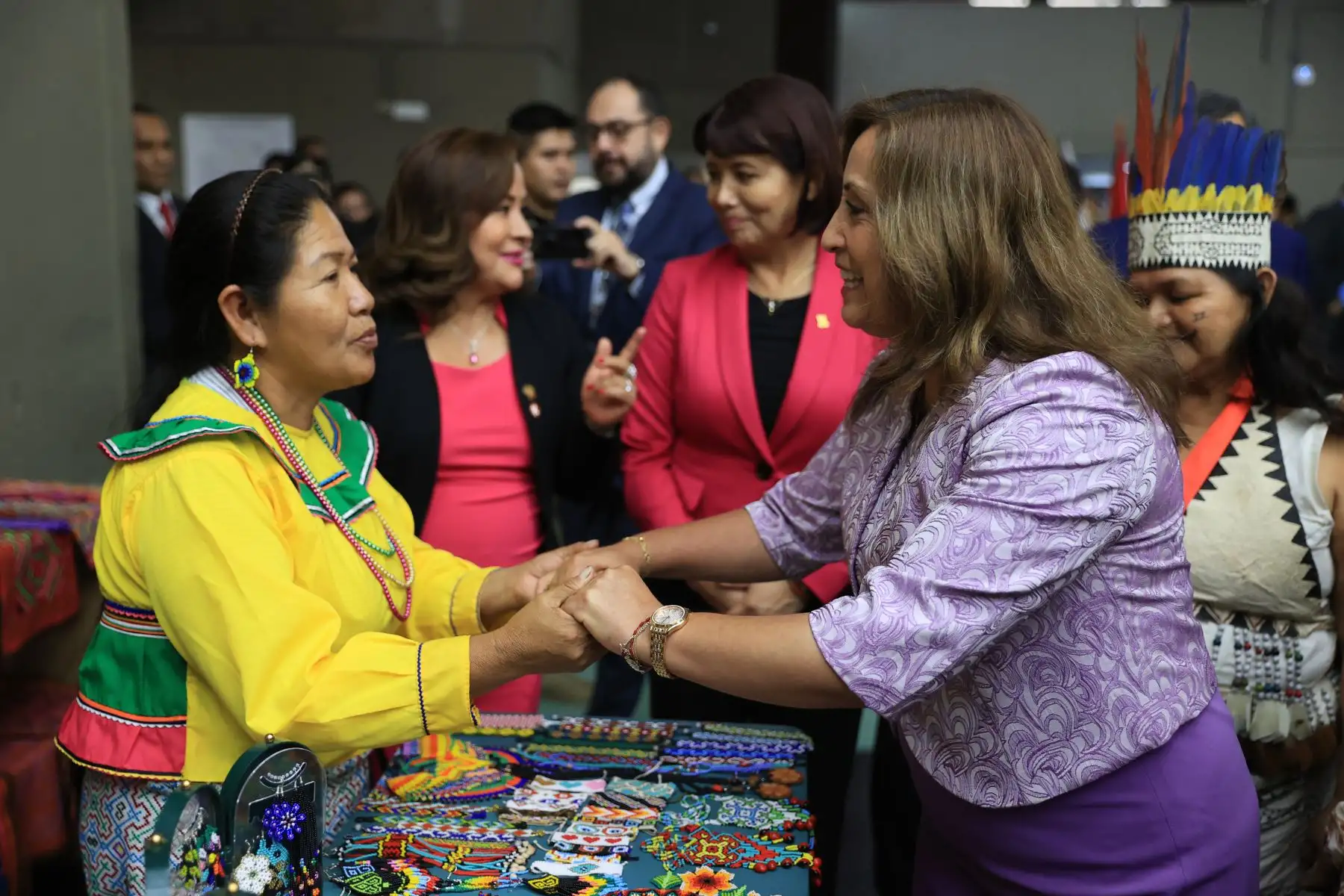 Presidenta Dina Boluarte, junto con la ministra de Cultura, participa en la conmemoración del Día Nacional de la Mujer Indígena u Originaria. Foto:Prensa Presidencia