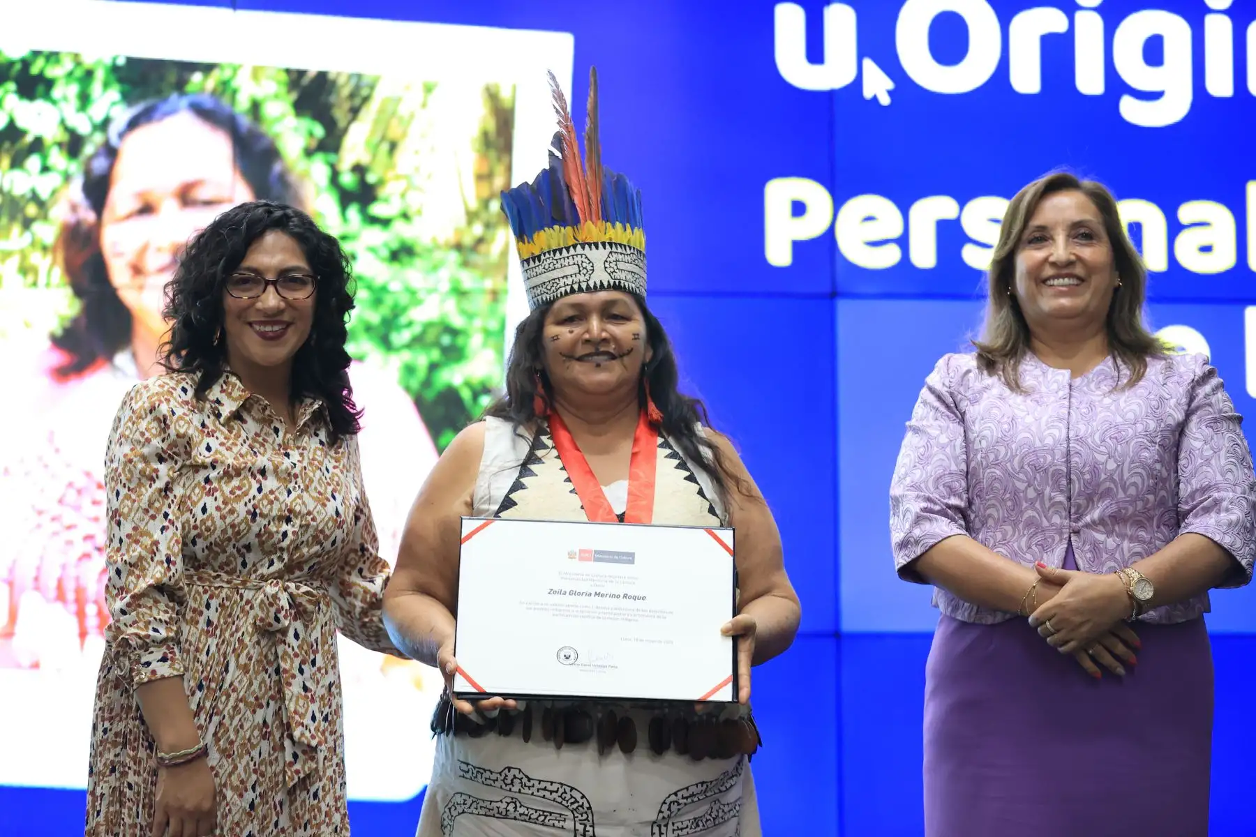 Presidenta Dina Boluarte, junto con la ministra de Cultura, participa en la conmemoración del Día Nacional de la Mujer Indígena u Originaria. Foto:Prensa Presidencia