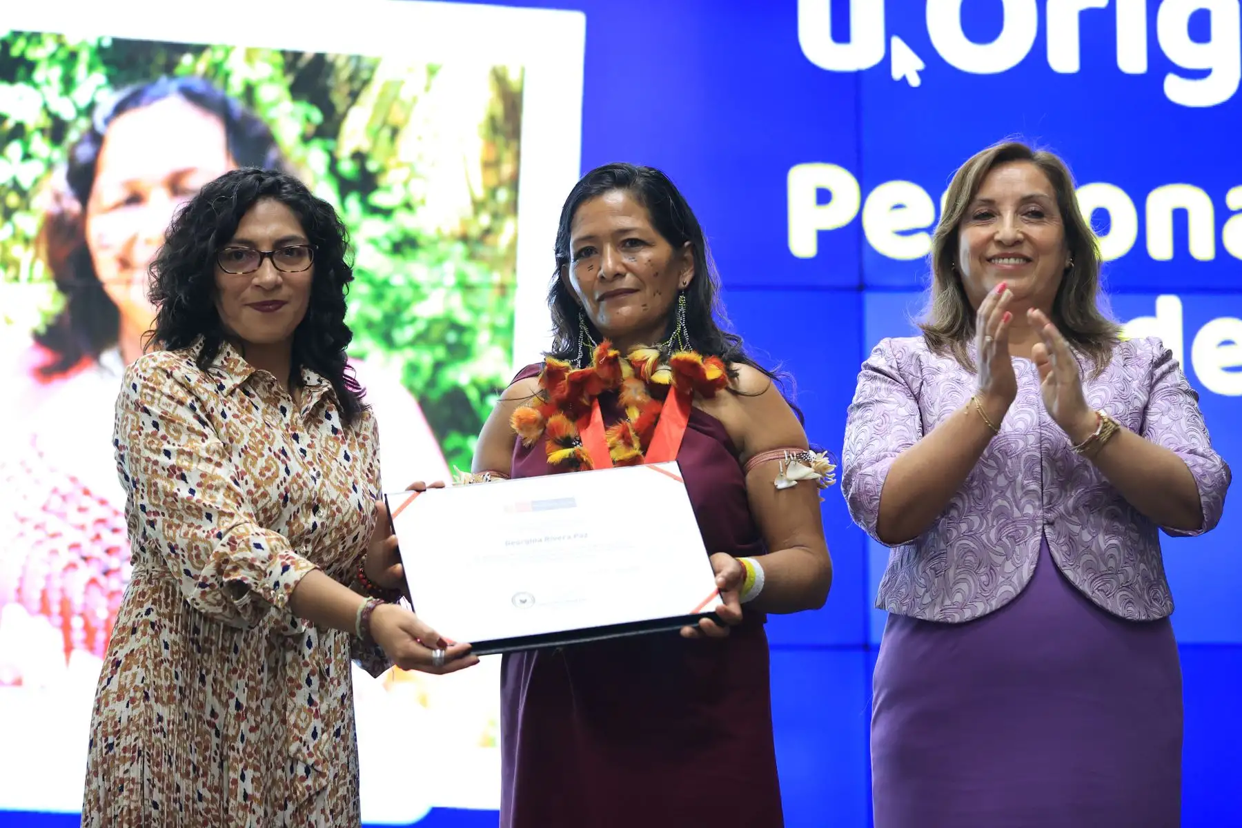 Presidenta Dina Boluarte, junto con la ministra de Cultura, participa en la conmemoración del Día Nacional de la Mujer Indígena u Originaria. Foto:Prensa Presidencia