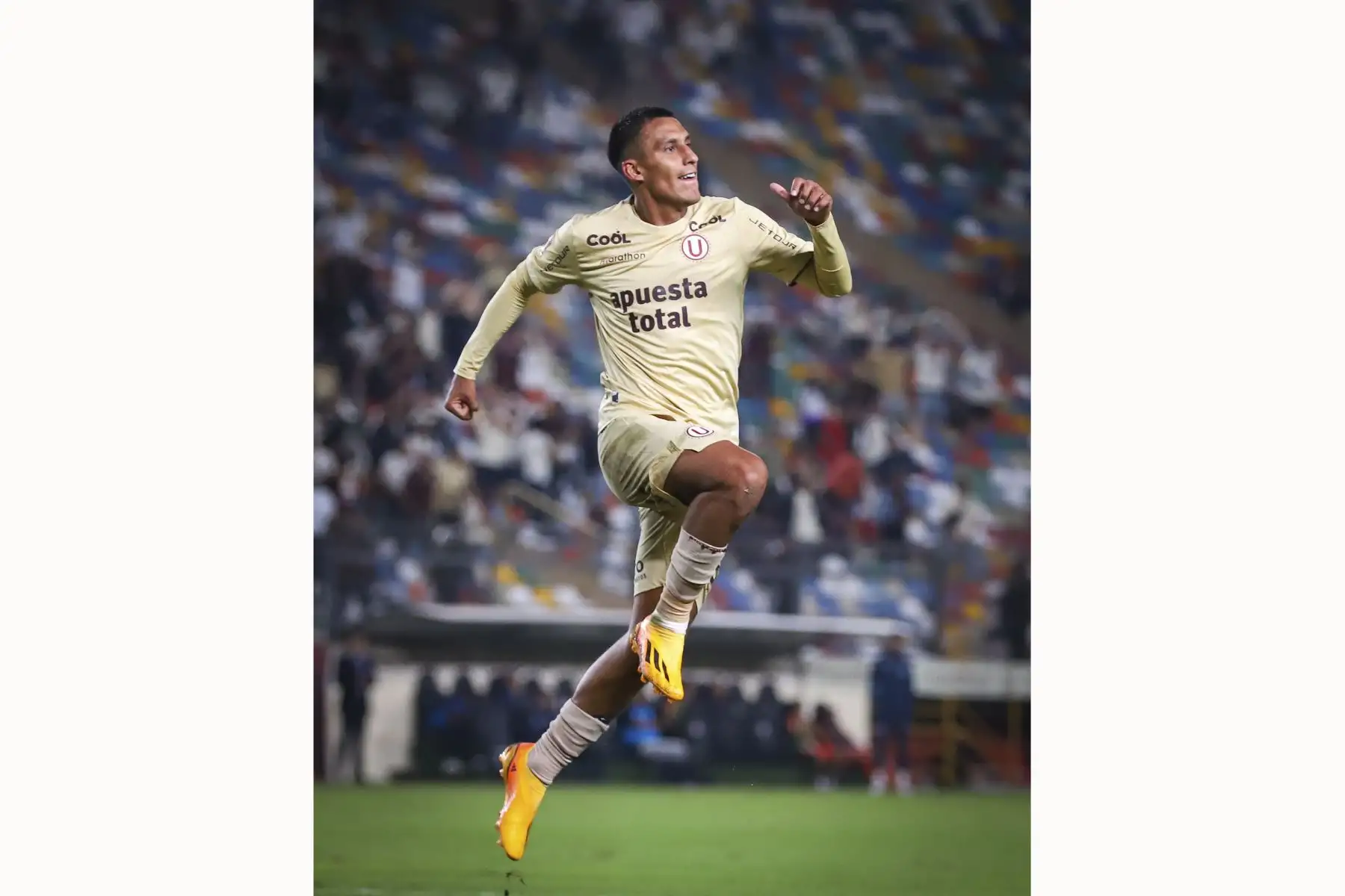 Universitario vence 4 – 0 al César Vallejo, por la fecha 16 del torneo Apertura en el Estadio Monumental de Ate. 
Foto: Universitario