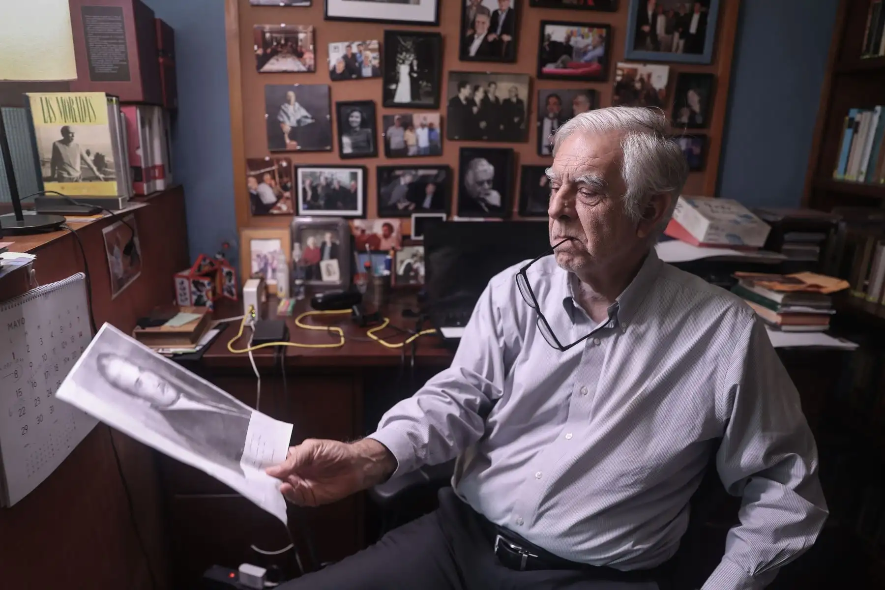Entrevista al escritor peruano, Alonso Cueto Caballero, por su más reciente novela títulada Francisca, Princesa del Perú. 
Foto: ANDINA/Andrés Valle