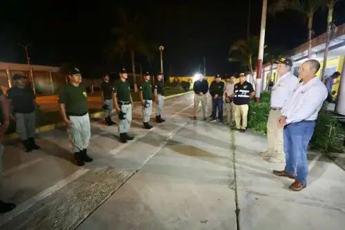 El ministro de Justicia y Derechos Humanos, Daniel Maurate Romero, supervisó anoche un operativo realizado en el establecimiento penitenciario de Piura y garantizó que, con estas medidas y otras adoptadas en los últimos días por el Instituto Nacional Penitenciario, se ha restablecido el principio de autoridad en dicho recinto. ANDINA/Difusión