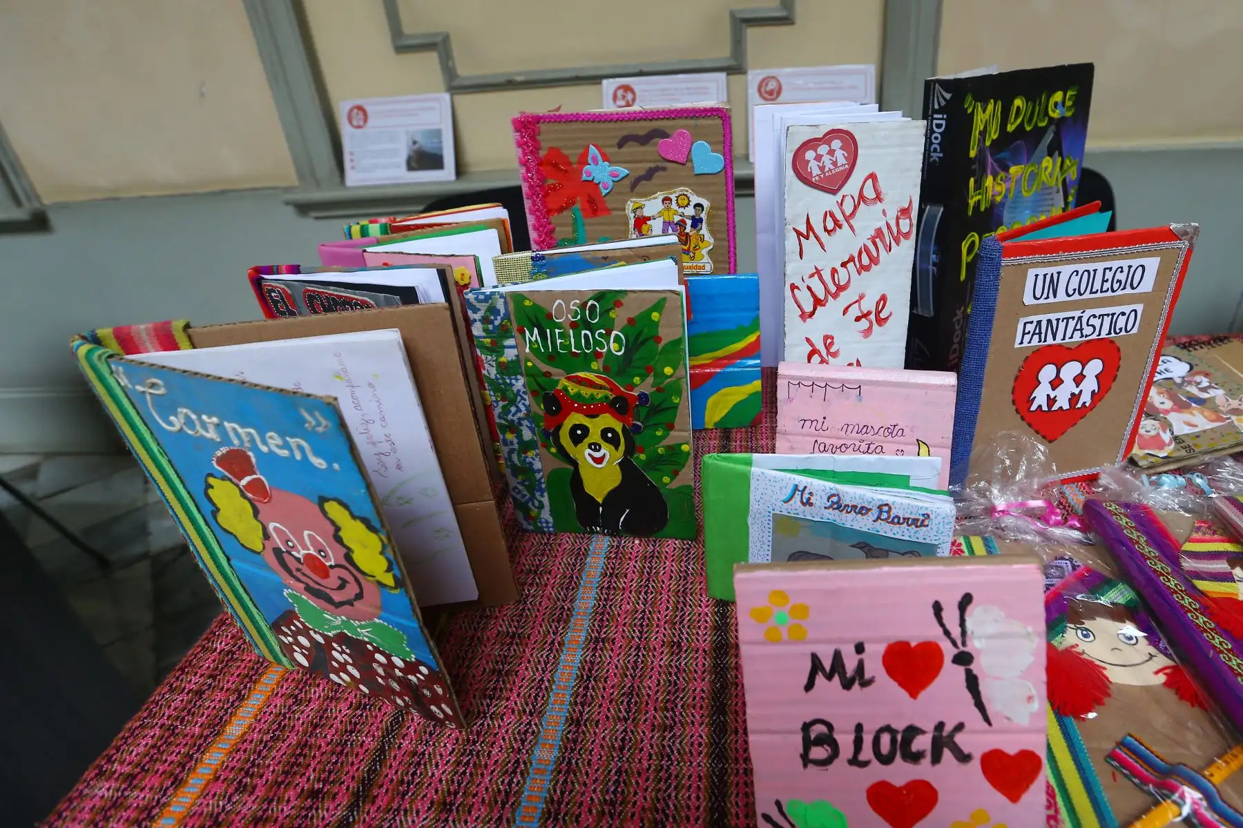 El Centro Cultural Inca Garcilaso, la Municipalidad Metropolitana de Lima y la editorial Viringo Cartonero organizan  el III Festival Internacional del Libro Cartonero denominado " Tránsitos y adaptaciones".
Foto: ANDINA/Eddy Ramos