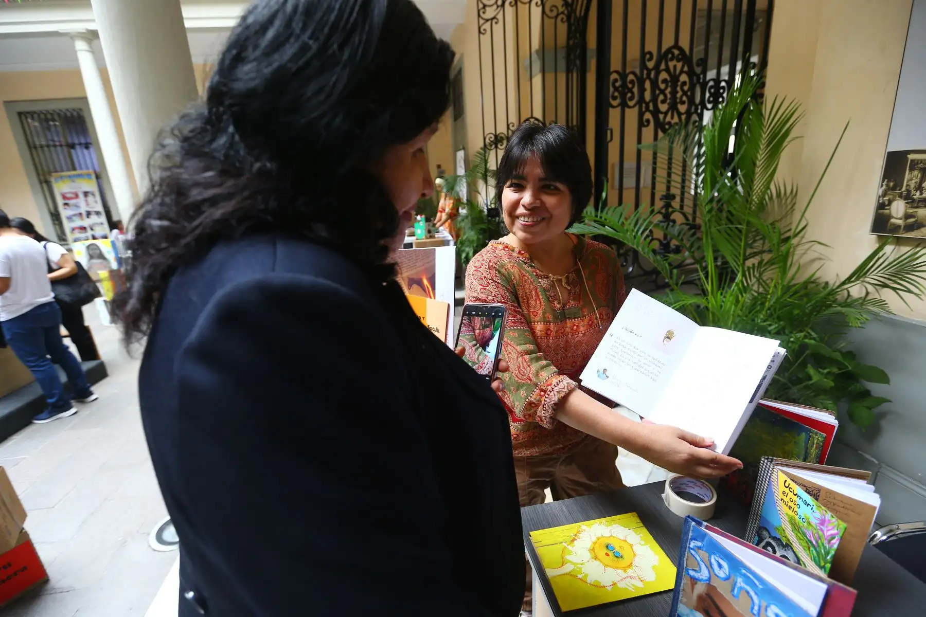 El Centro Cultural Inca Garcilaso, la Municipalidad Metropolitana de Lima y la editorial Viringo Cartonero organizan  el III Festival Internacional del Libro Cartonero denominado " Tránsitos y adaptaciones".
Foto: ANDINA/Eddy Ramos
