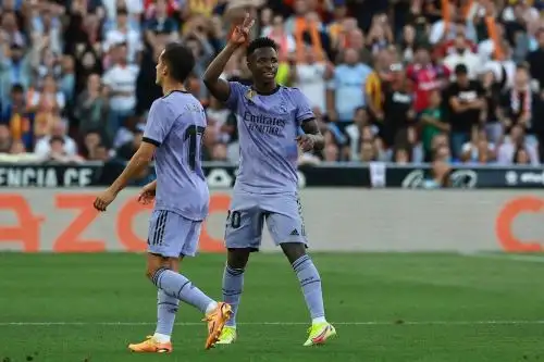 Vinicius Junior fue víctima de insultos racistas por parte del la afición del Valencia