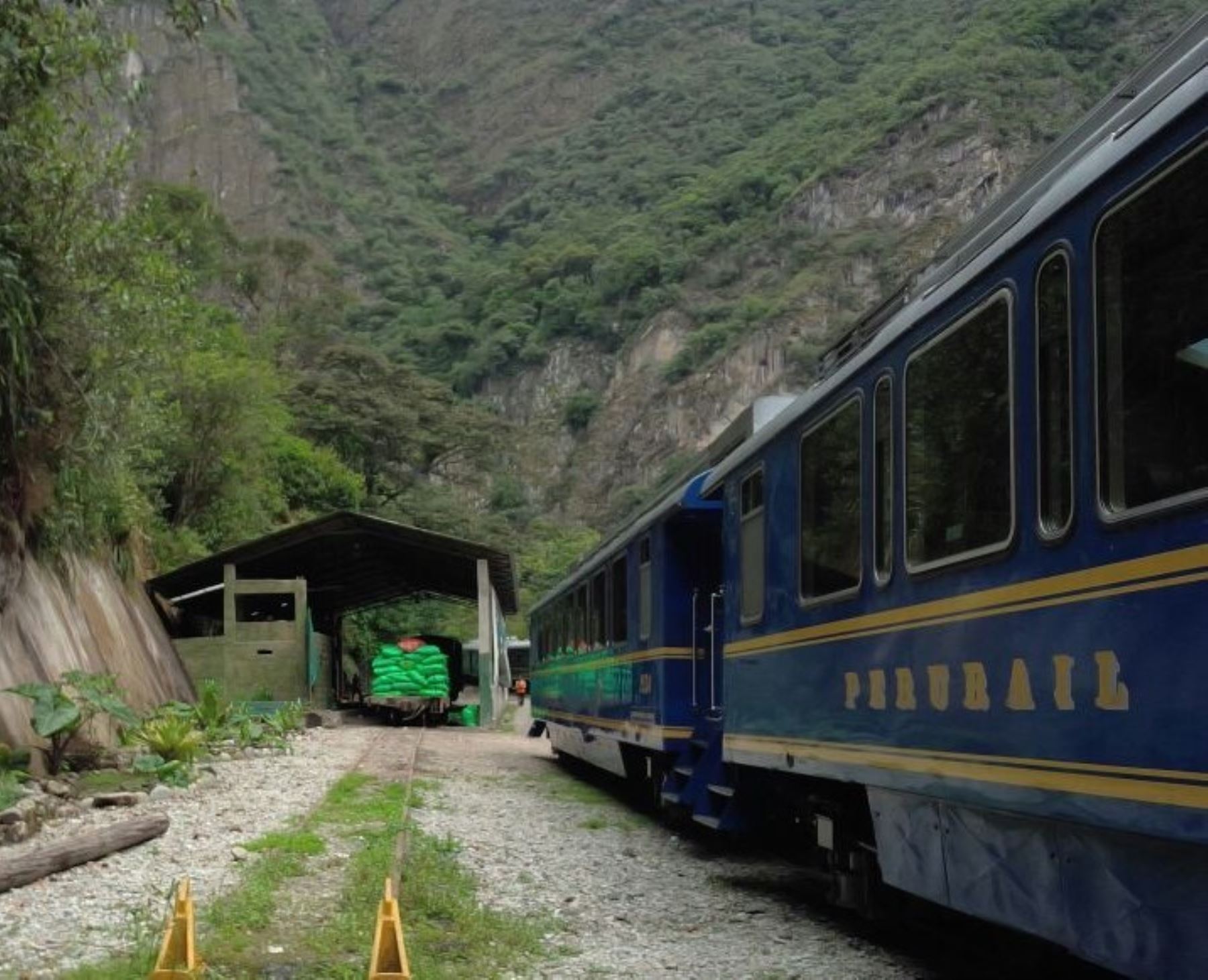 Más de 500 toneladas de residuos sólidos generó el distrito de Machu Picchu en los primeros cuatro meses de 2023, los que fueron retirados por Peru Rail en acuerdo con la comuna local. ANDINA/Difusión