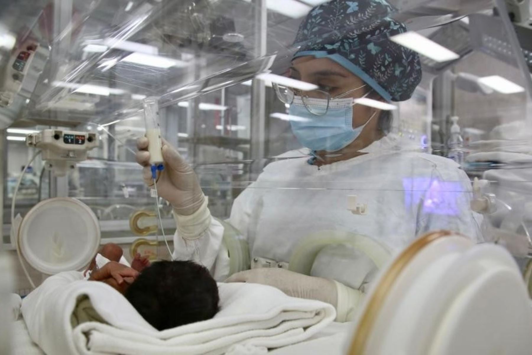 Más de 13,000 recién nacidos se beneficiaron con el Banco de Leche Humana del INMP. Foto: ANDINA/Difusión.