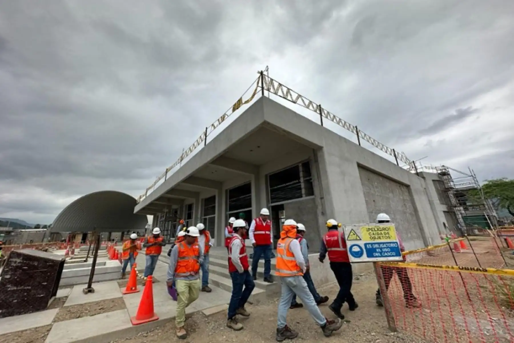 La ARCC reconstruye 25 colegios con el esquema del acuerdo de gobierno a gobierno con el Reino Unido y 195 en su rol de financiador.