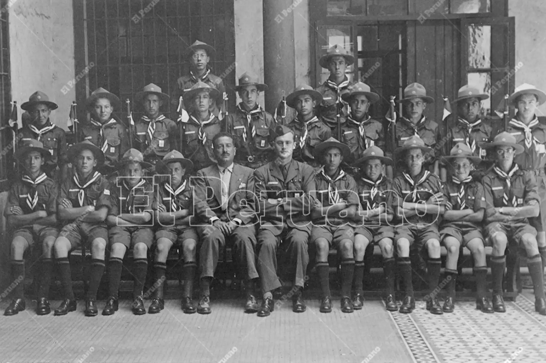 Hoy jueves 25 de mayo, los Scouts del Perú, cumplen 112 años de fundación y por primera vez en su historia tienen una mujer presidenta como su máxima autoridad institucional. Lima - 1 febrero 1947 / Scouts peruanos que viajan a Chile, Argentina y Uruguay en misión de confraternidad. Foto: Archivo Histórico de El Peruano