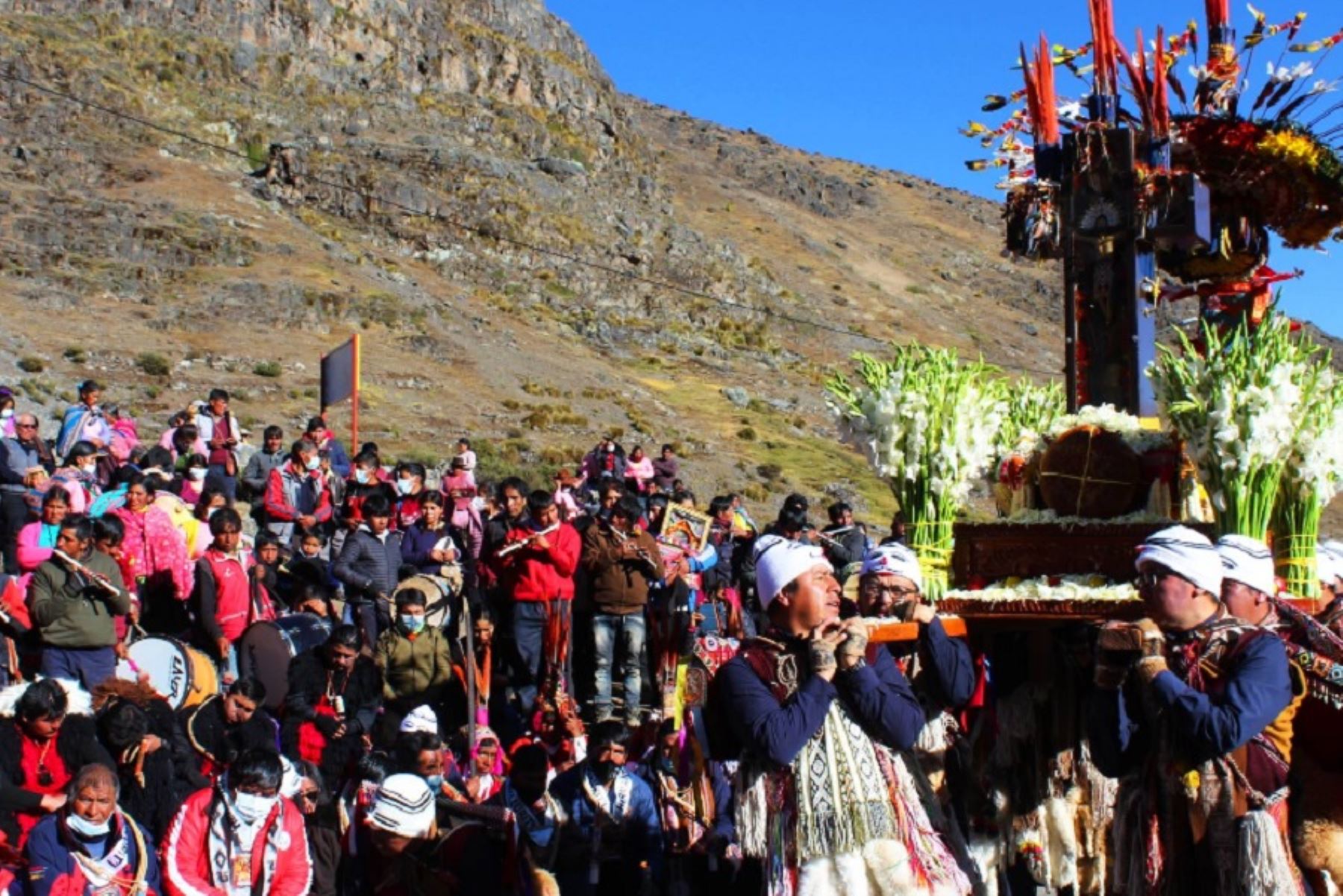 El 27 de noviembre de 2011, la Unesco inscribió a la peregrinación al santuario del Señor de Qoyllur Riti como integrante de la Lista Representativa del Patrimonio Cultural Inmaterial de la Humanidad.