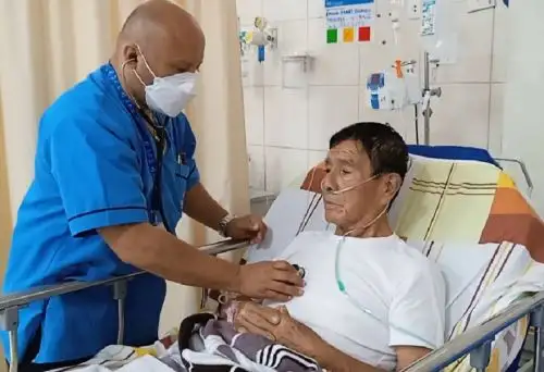 Ante el incremento de casos por dengue en Lambayeque, el Seguro Social de Salud (EsSalud) envió una brigada de Hospital Perú a fin de brindar más de 2,000 atenciones en beneficio de los asegurados de la región.