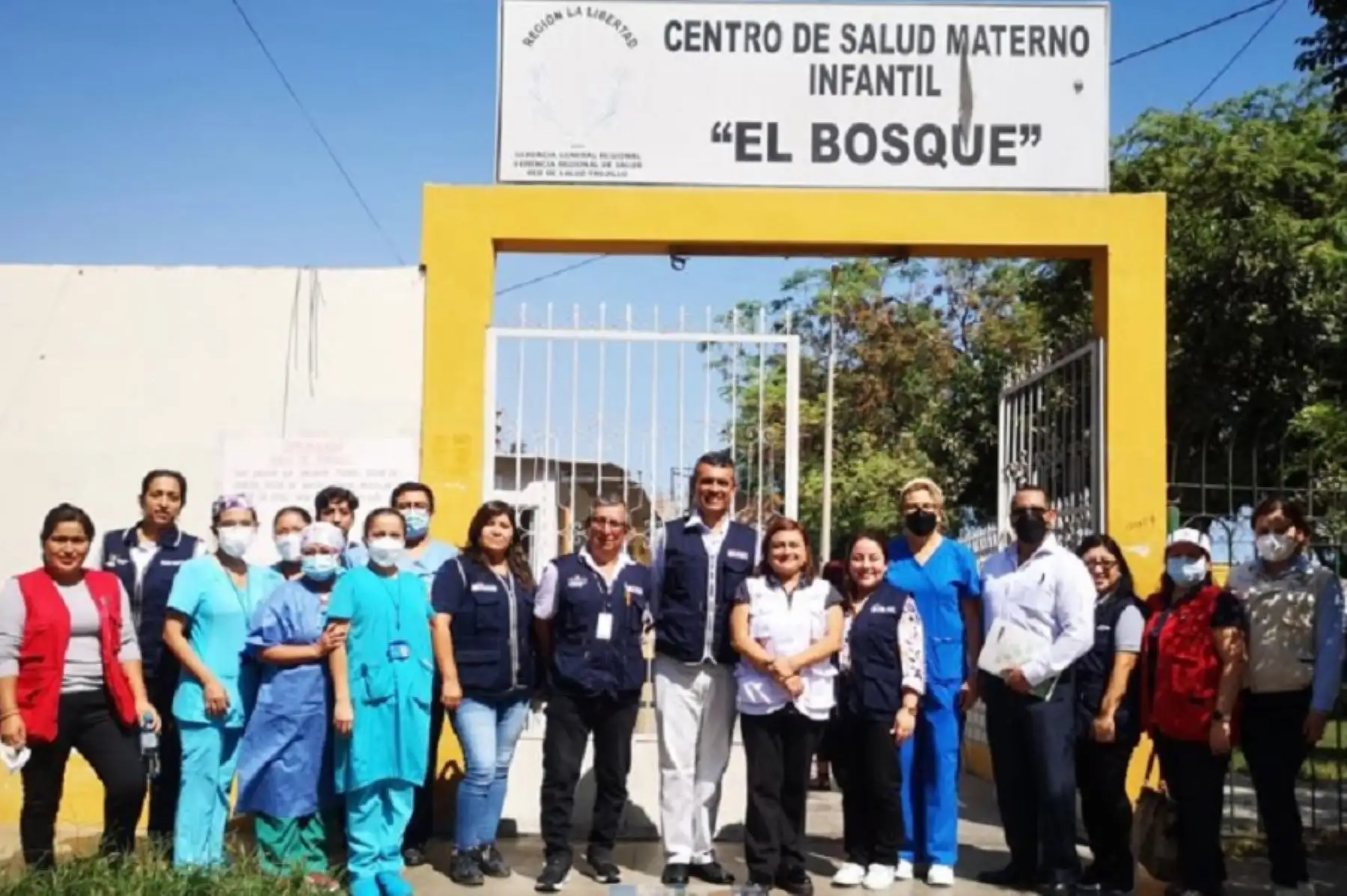 Un equipo multidisciplinario de profesionales del Ministerio de Salud arribaron a la región de la Libertad para realizar asistencia técnica a la Gerencia Regional de la Salud y verificar el funcionamiento, así como las condiciones de trabajo de tres establecimientos de salud: Hospitales Jerusalén, Belén y el Centro de Salud Materno Infantil El Bosque.