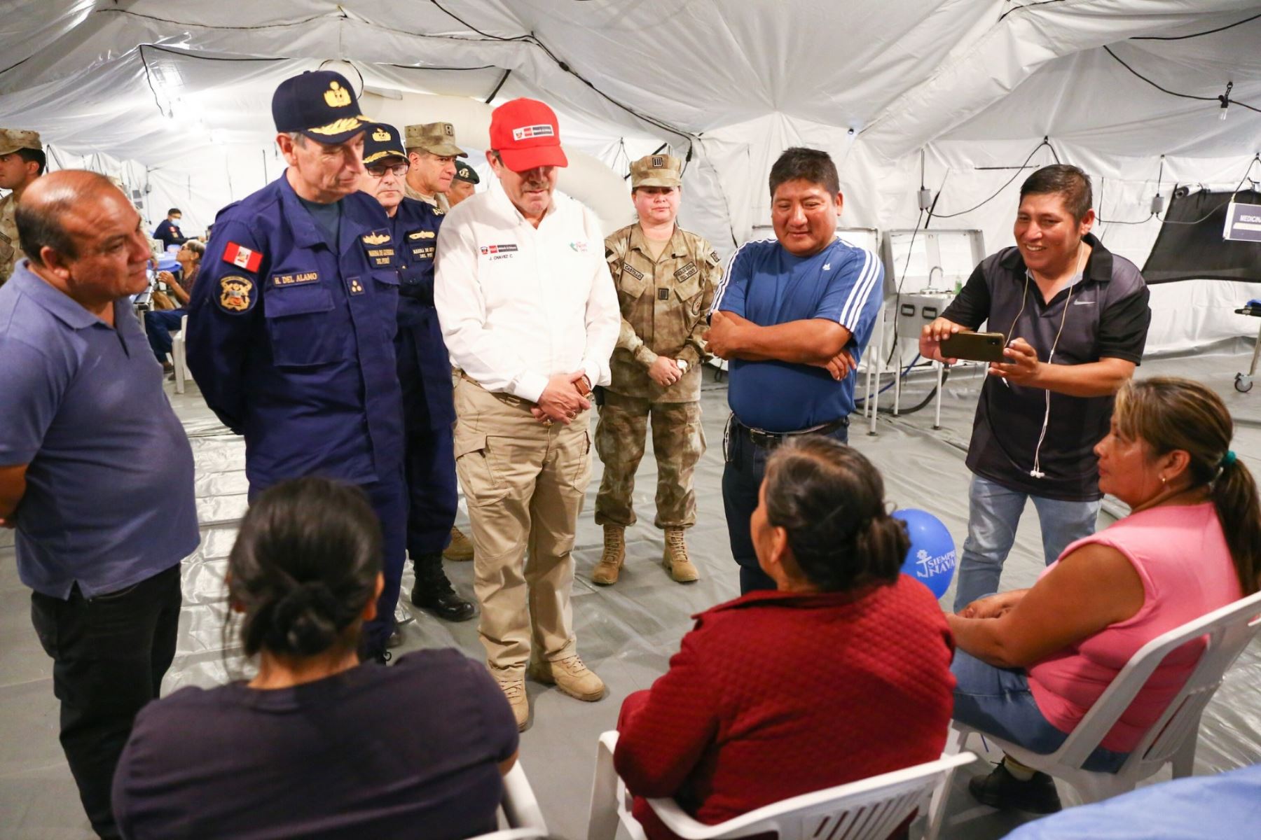 Jorge Chávez supervisó acción cívica de la Marina en Casma. Foto: ANDINA/difusión.