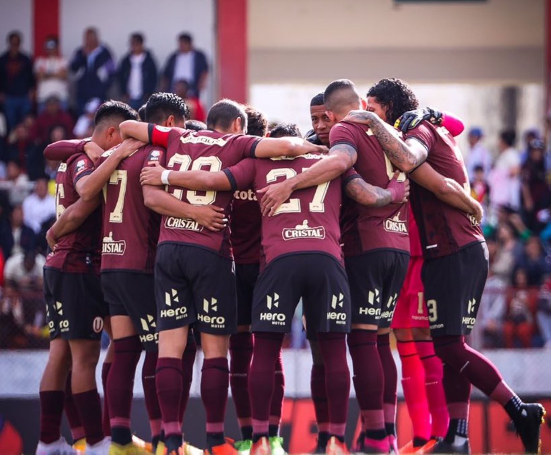 Universitario enfrenta a UTC, en el Estadio Héroes de San Román, por la fecha 17 del Torneo Apertura