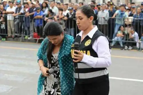 Orientan a vecinos y visitantes del Centro Histórico sobre peligros del “gota a gota”. Foto: ANDINA/Difusión.