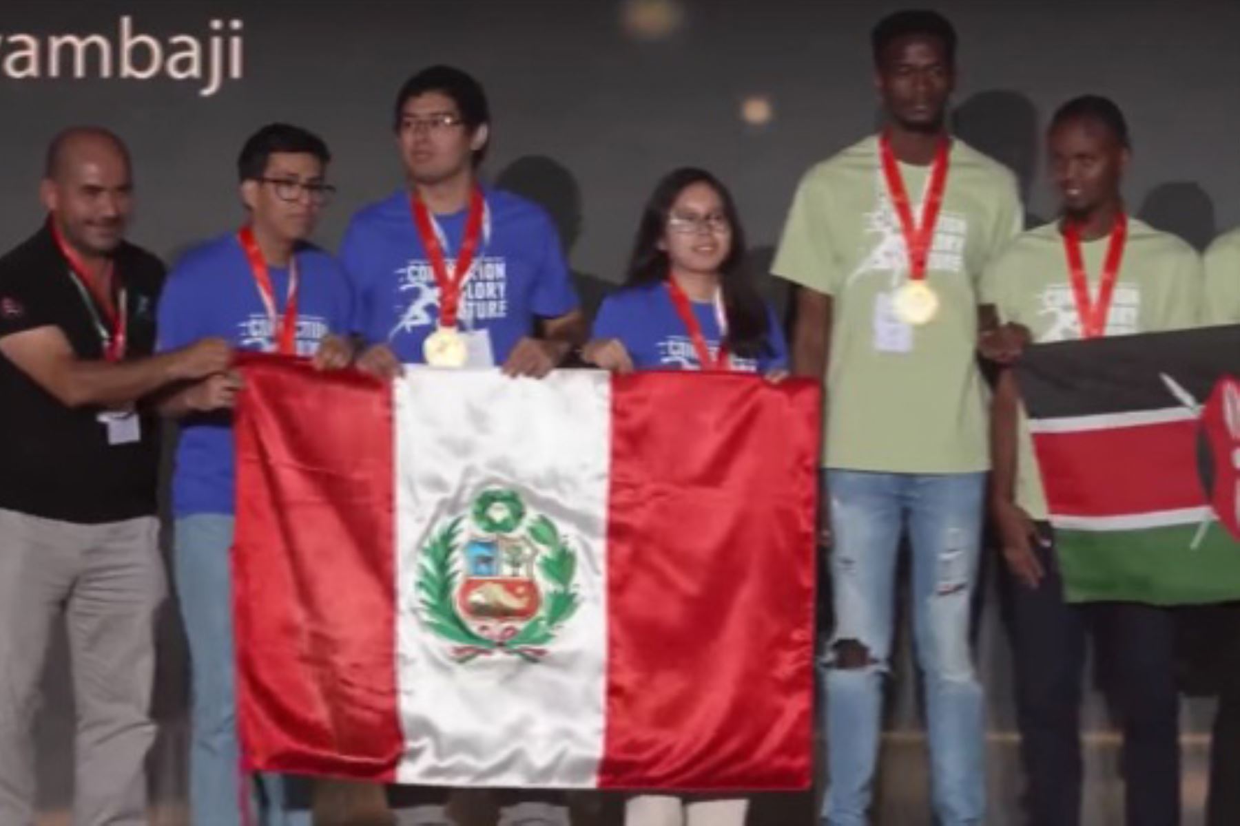 El equipo de San Marcos, conformado por los estudiantes Camila Galván, Steven Zacarías y Jhonny Chauca, y dirigido por el docente Nilo Eloy Carrasco Ore, obtuvo el primer lugar de la categoría Network Track.