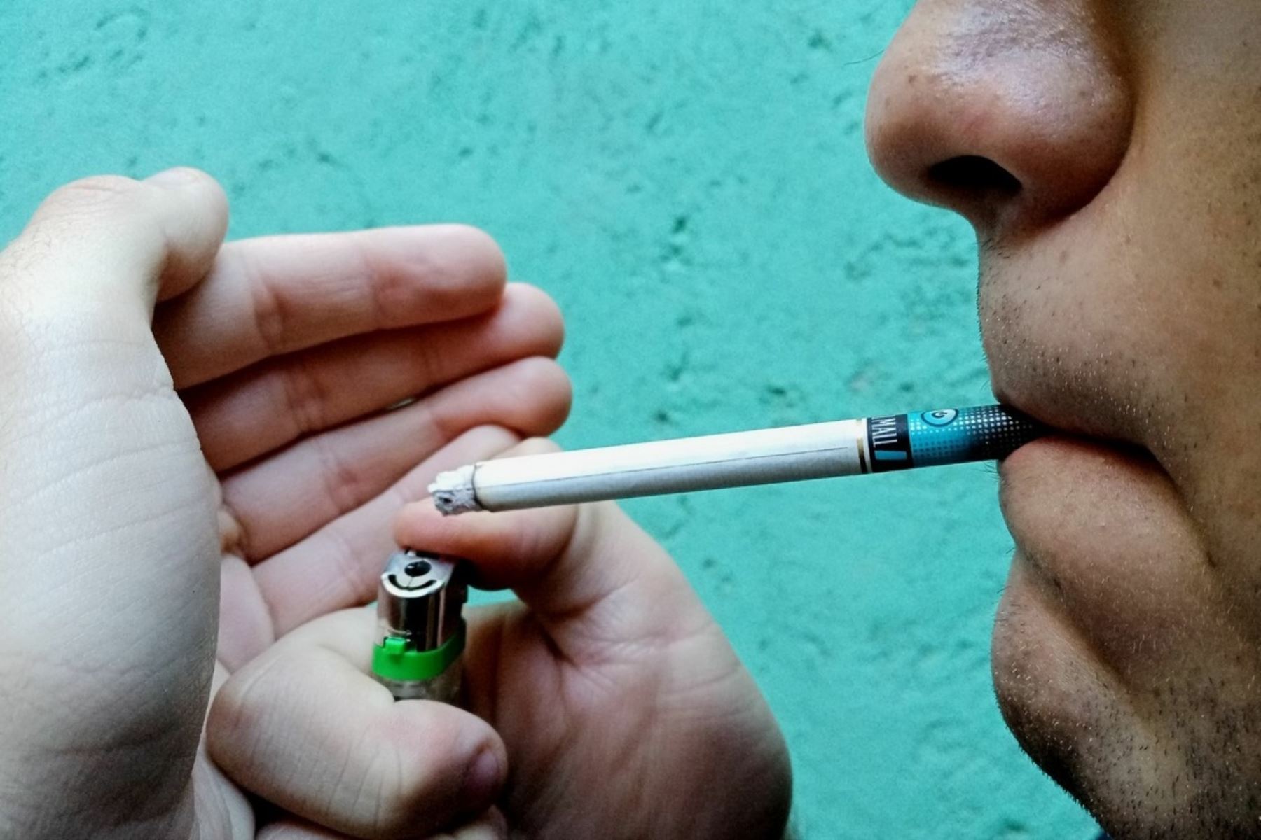 ¡Cuidado! Vapeadores y cigarrillos saborizantes son muy dañinos para la salud. Foto: ANDINA/Difusión.