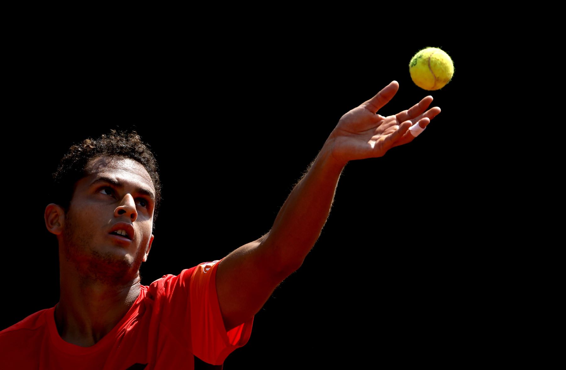 Juan Pablo Varillas ya está en la tercera ronda del Roland Garros