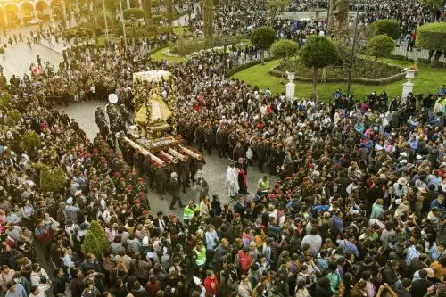 Miles de arequipeños peregrinan en los primeros días de mayo hasta el Santuario de la Virgen de Chapi. Cortesía