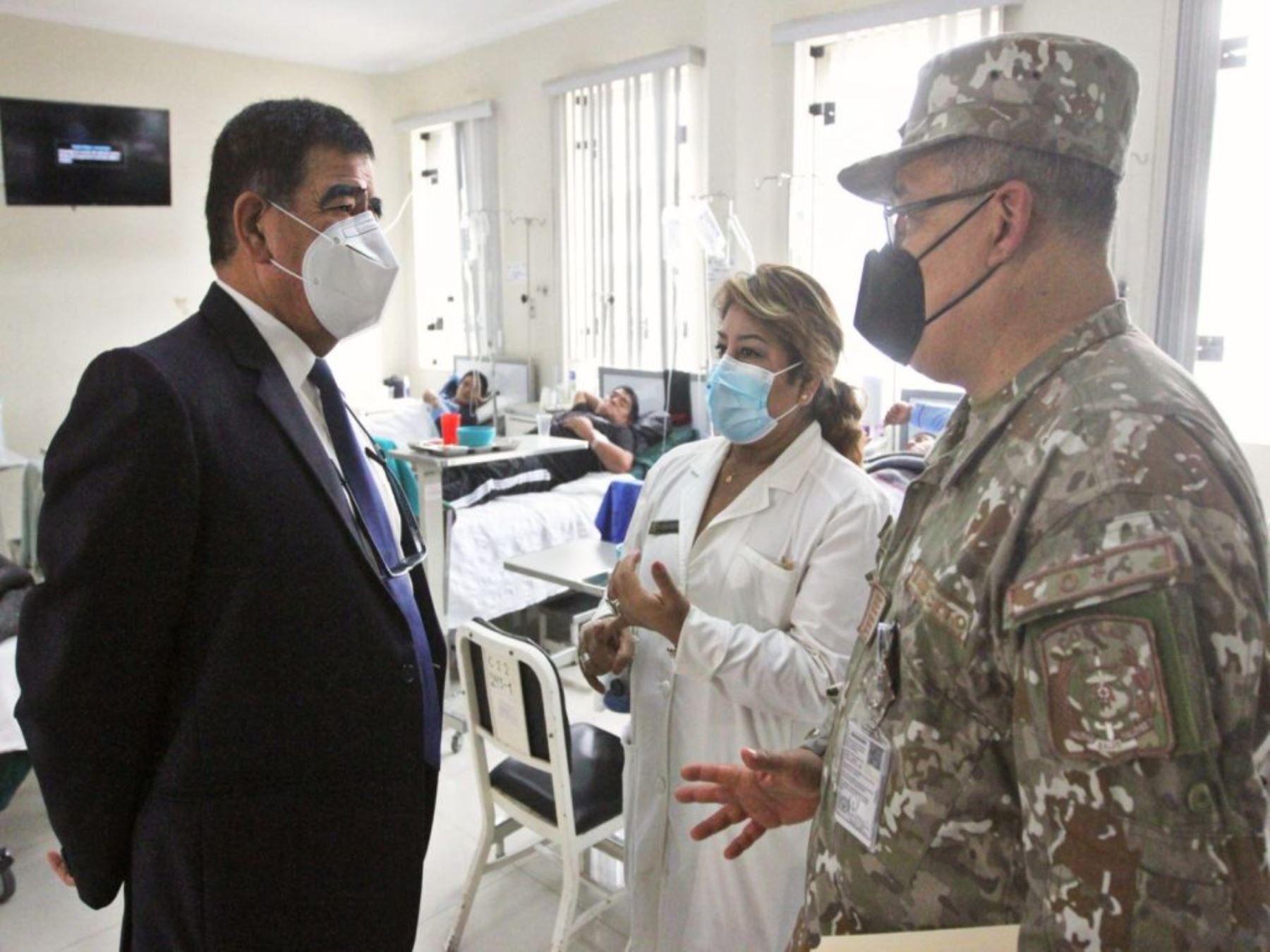 Presidente del Congreso, José Williams, visita el hospital militar en Jesús María. Foto: ANDINA/Difusión