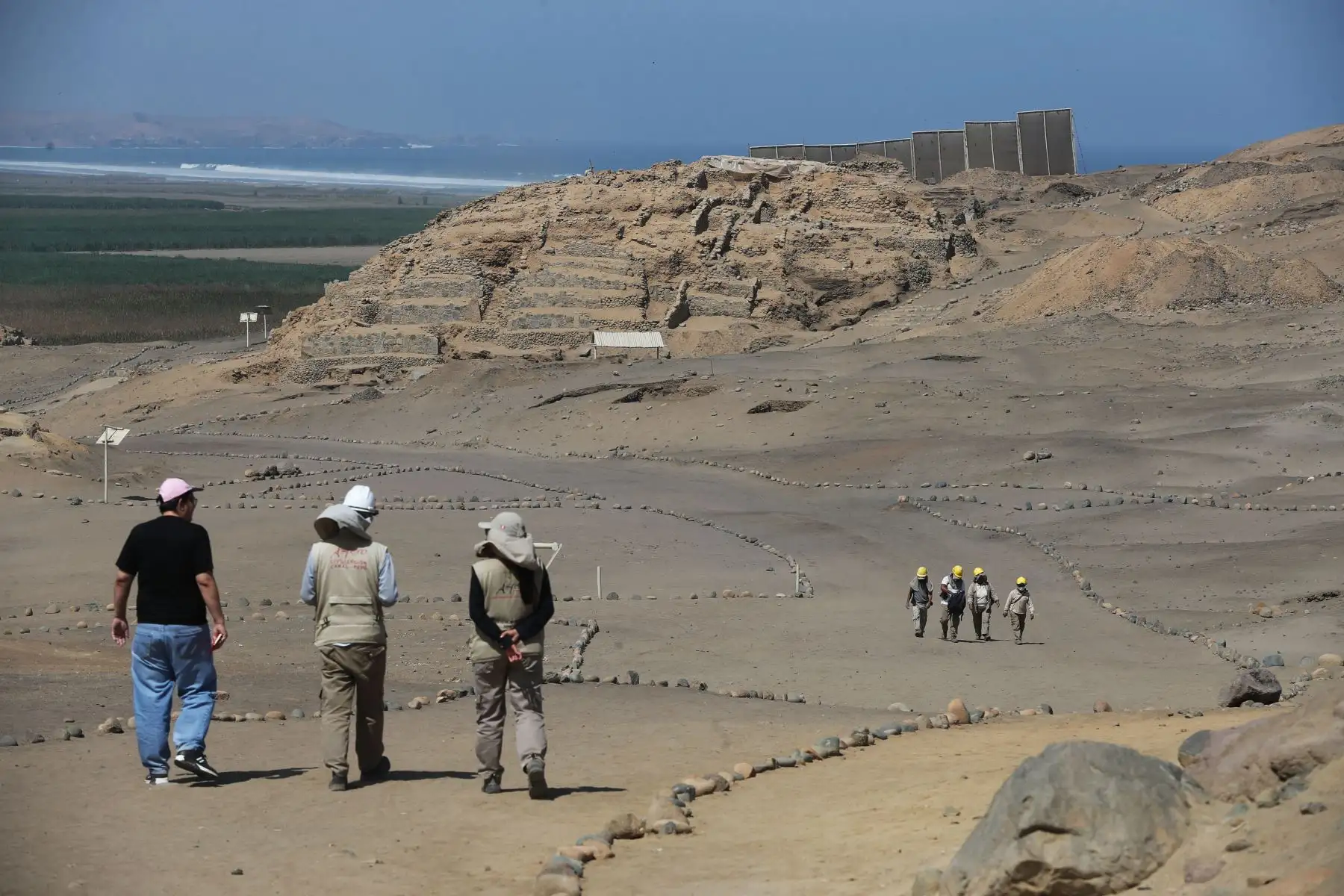 Este es el Complejo Arqueológico Áspero, ubicado en Puerto Supe, región Lima. Tiene alrededor de 5 mil años de antigüedad, y según los arqueólogos, la ciudadela formó parte de la civilización Caral. Foto: ANDINA/Daniel Bracamonte
