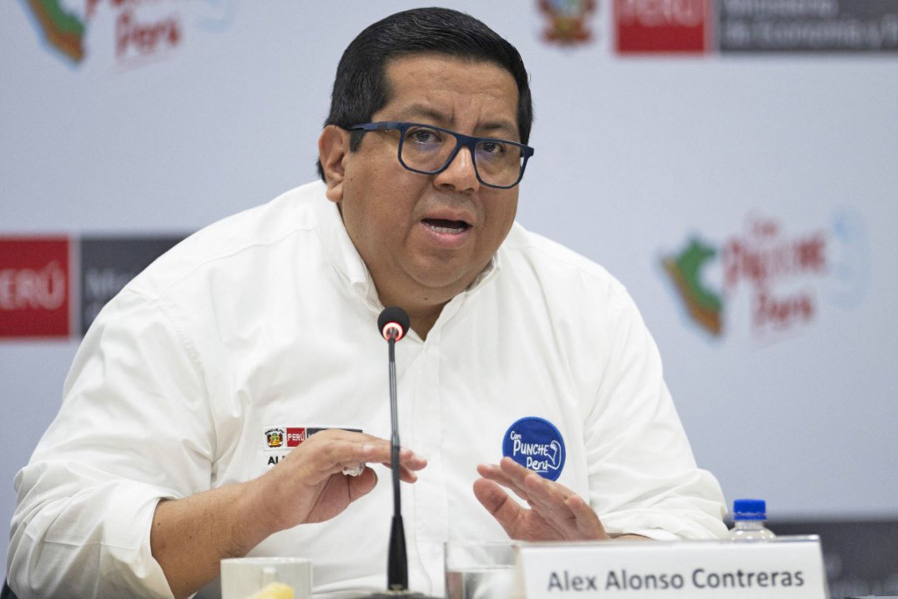 Ministro de Economía y Finanzas, Alex Contreras. AFP