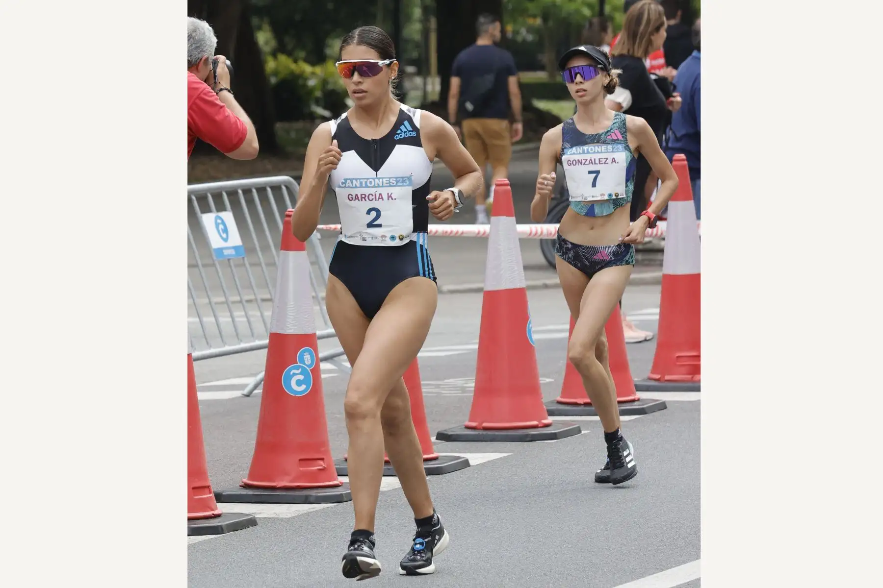 La atleta peruana Kimberly Garcia se impone vencedora de la XXXVI edición del Gran Premio Internacional de Marcha Cantones, que se celebra este sábado en A Coruña con la participación de atletas de talla mundial, donde muchos de ellos pelean por conseguir mínima para las próximas olimpiadas. 
Foto: EFE