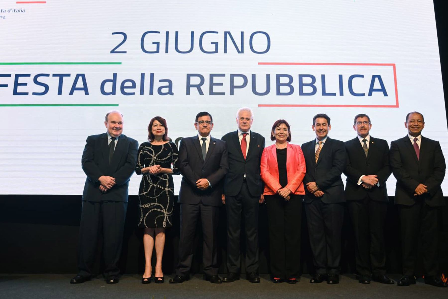 La Canciller y otros ministros de Estado en la celebración del Día Nacional de Italia. ANDINA/Difusión