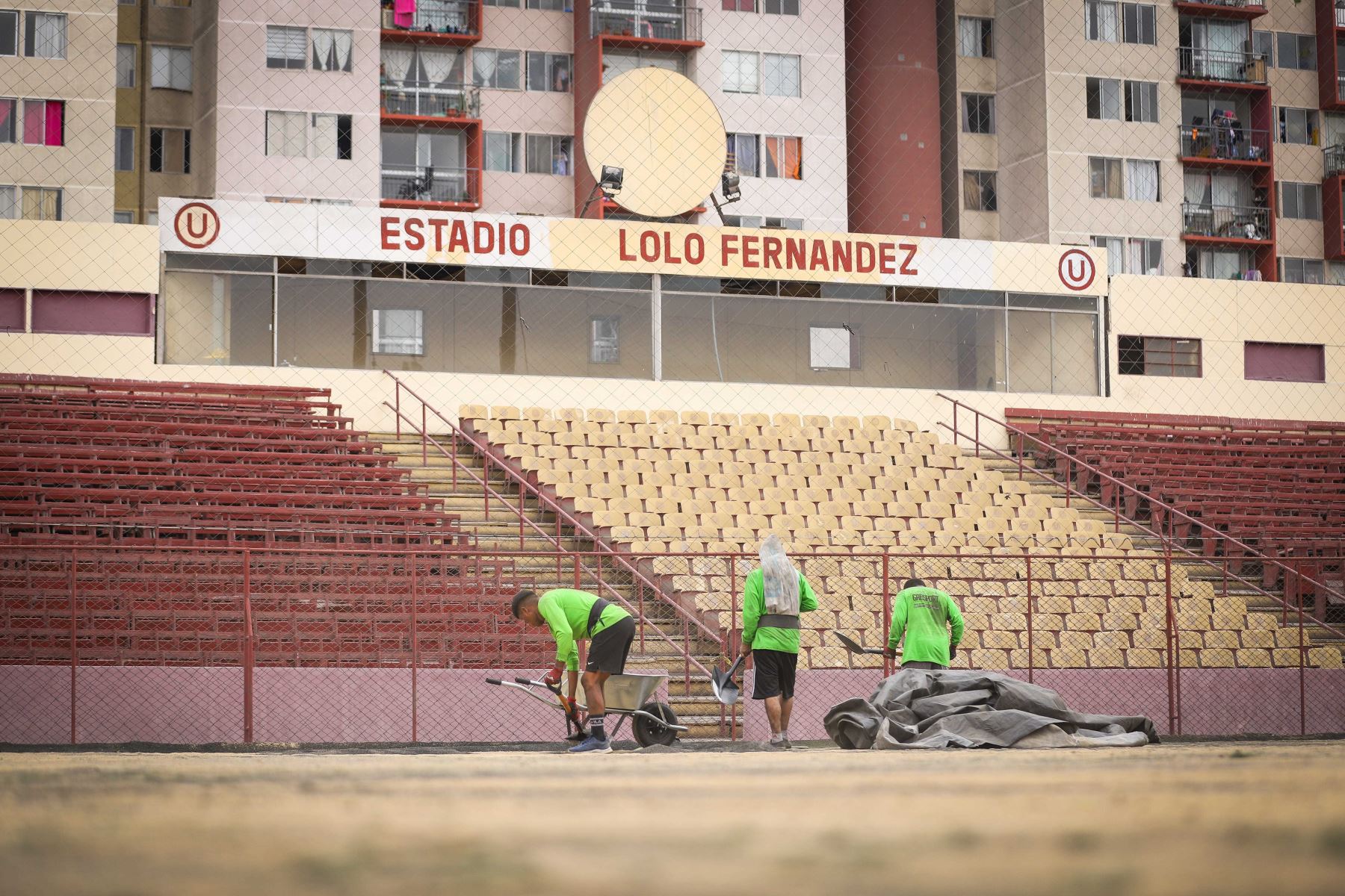 El campo de juego del Estadio Lolo Fernández será cambiado