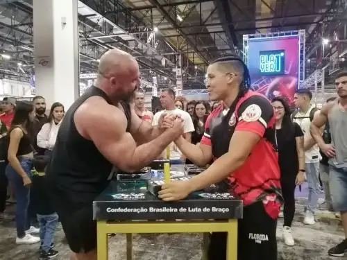 La Lucha de Brazos es la disciplina que va ganando adeptos en el Perú