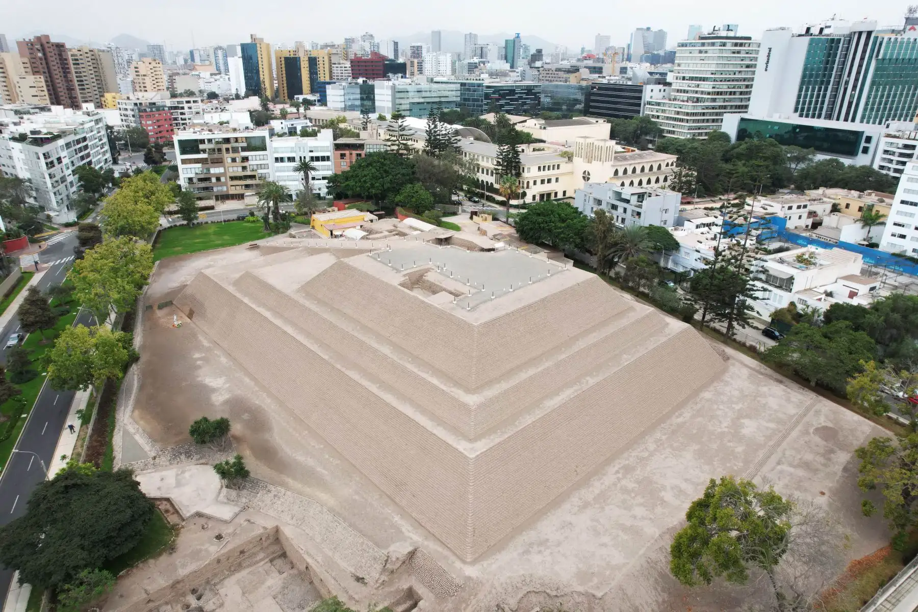 Huaca Huallamarca, ubicada en el distrito de San Isidro. Foto: ANDINA/Daniel Bracamonte