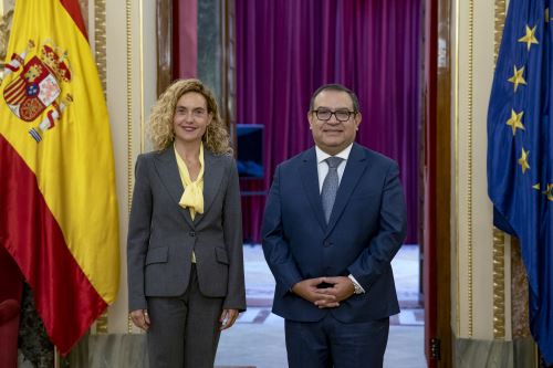 Presidente del Consejo de Ministros  se reunió con la Presidenta del Congreso de los Diputados de España