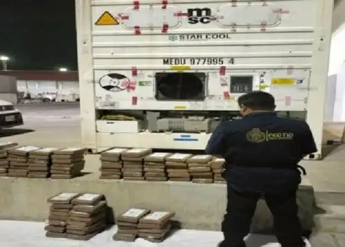 Operativo conjunto entre el Ministerio Público y la Policía Nacional permitió incautar 276 kg de droga en el puerto de Paita.
