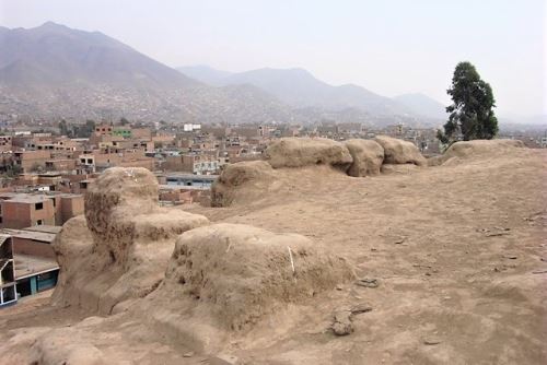 Vista del sitio arqueológico Collique Bajo sector 1, en el distrito de Comas. Foto: Blog Historia en Fotos-Perú/cortesía.