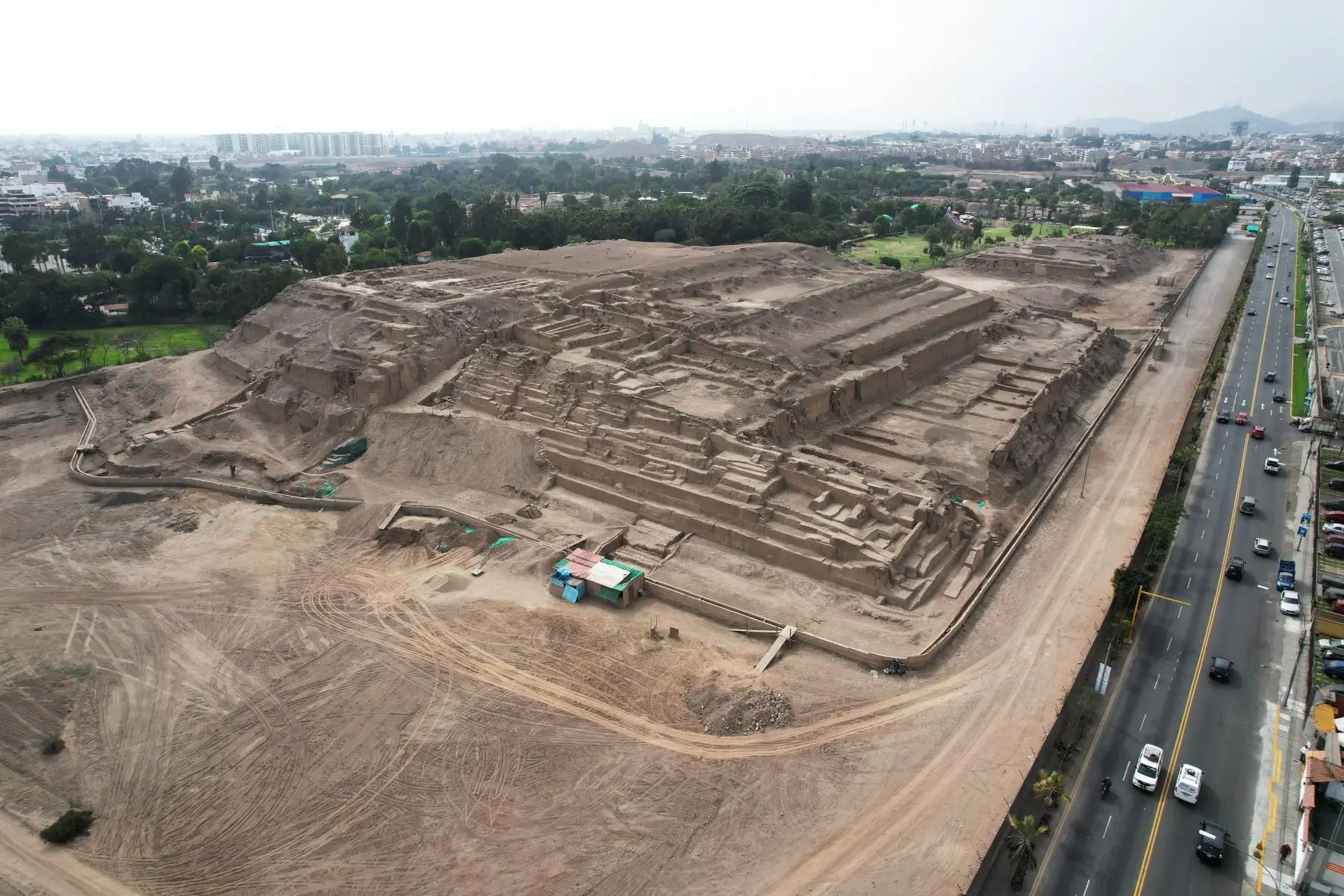 Según estudios arqueológicos, las huacas del complejo arqueológico Maranga tienen una antigüedad de 2 mil años aproximadamente. Foto: ANDINA/Daniel Bracamonte