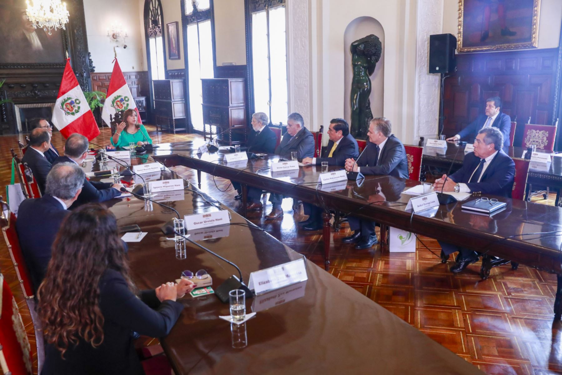 Presidenta Dina Boluarte lideró instalación de Comisión Consultiva que brindará orientación en materia constitucional

Foto: ANDINA/Prensa Presidencia