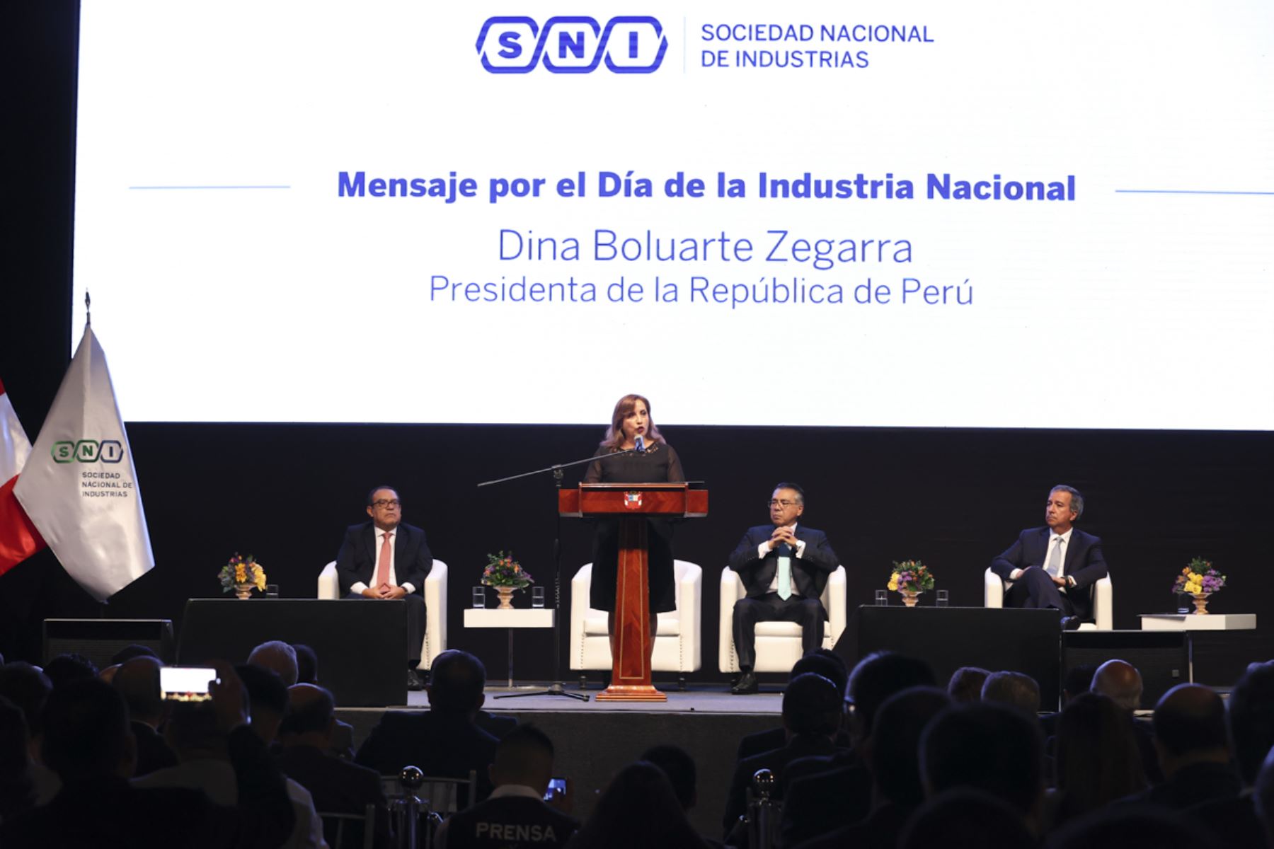 Presidenta de la República, Dina Boluarte, participa en la ceremonia conmemorativa del Día de la Industria Nacional

Foto: ANDINA/Prensa Presidencia

Foto: ANDINA/Prensa Presidencia
