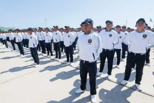 Como parte del trabajo multisectorial con los ministerios de Defensa y del Interior, así como los gobiernos regional y local, hoy se suman más de 2,000 efectivos del Ejército y de la Policía Nacional a la estrategia del Ministerio de Salud para luchar contra el dengue en la región Lambayeque.