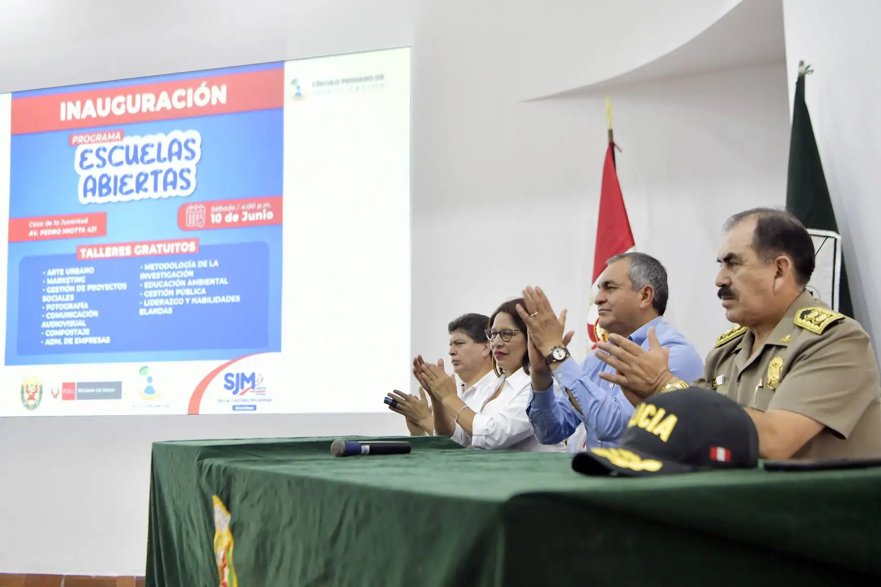 El Ministro del Interior, Vicente Romero, participó del lanzamiento del programa preventivo enfocado en niños, niñas y adolescentes de San Juan de Miraflores.

Foto: ANDINA/MININTER