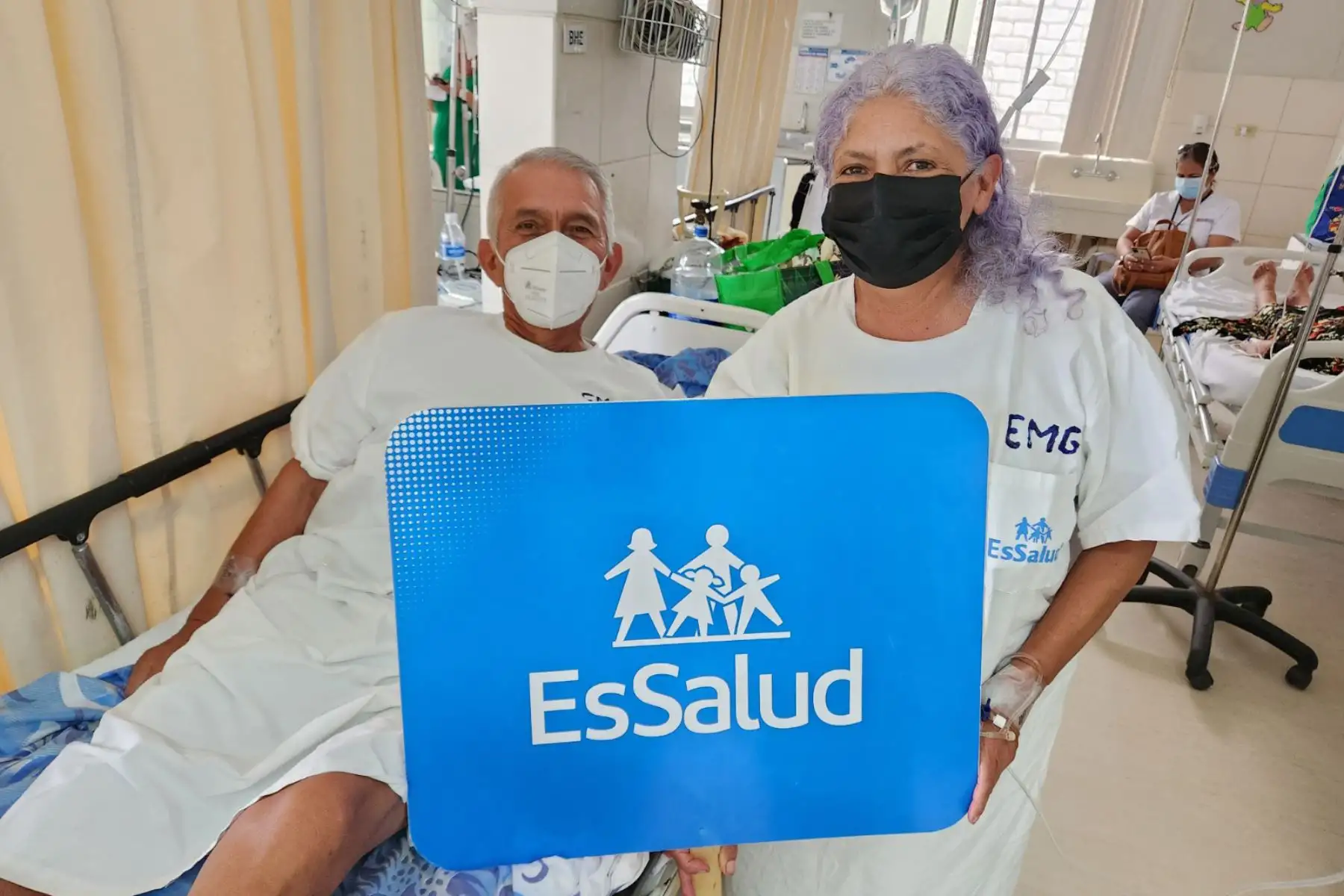 Esposos estuvieron internados en el Hospital Carlos Cortez Jiménez de la Red Tumbes y tras recibir una atención oportuna por parte del personal de salud, vencieron esta enfermedad.
Foto: EsSalud