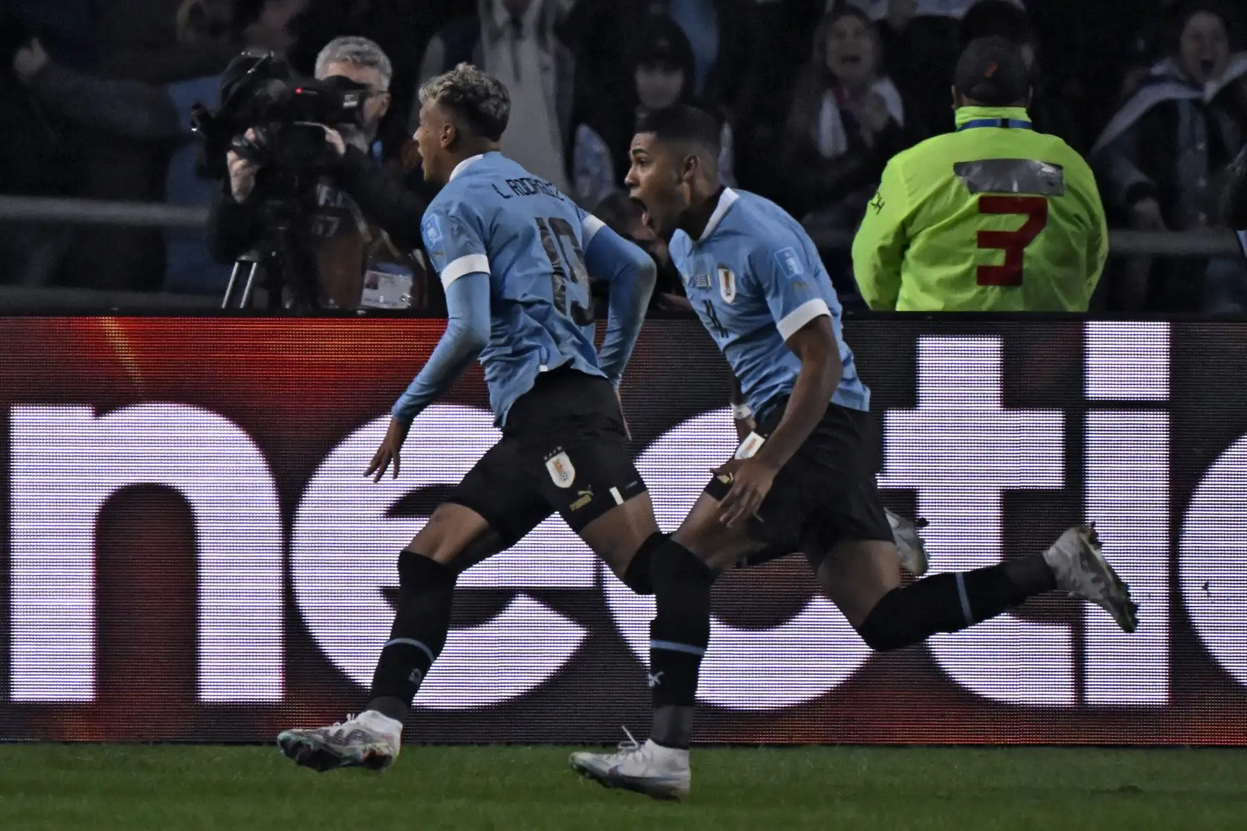 El delantero uruguayo Luciano Rodríguez  celebra después de anotar durante el partido final de la Copa Mundial Sub-20 Argentina 2023 entre Uruguay e Italia en el estadio Estadio Unico Diego Armando Maradona en La Plata, Argentina.
Foto: AFP