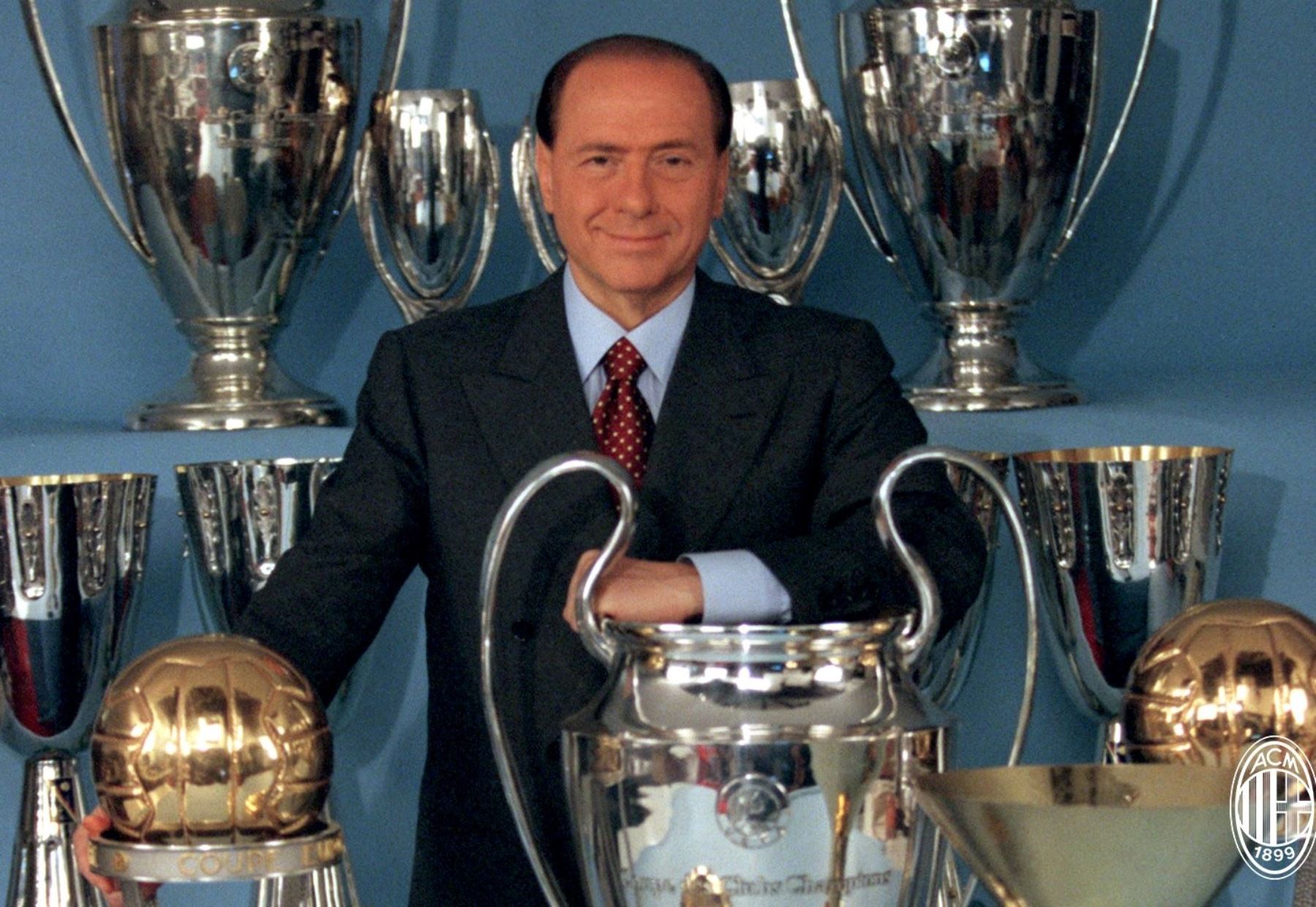 El Milan llora la muerte de Silvio Berlusconi
