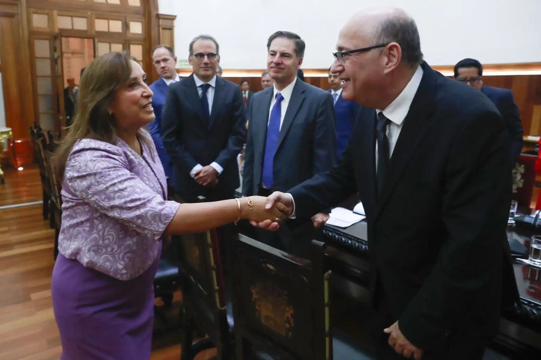 Jefa de Estado, Dina Boluarte, sostiene reunión con el presidente del Banco Mundial, Ajay Banga, y con el presidente del Banco Interamericano de Desarrollo, Ilan Goldfajn.  Foto: ANDINA/Prensa Presidencia
