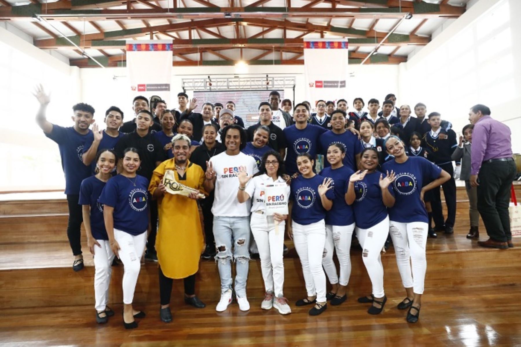 Mincul lanzó la estrategia "Perú sin Racismo" para luchar contra la discriminación racial