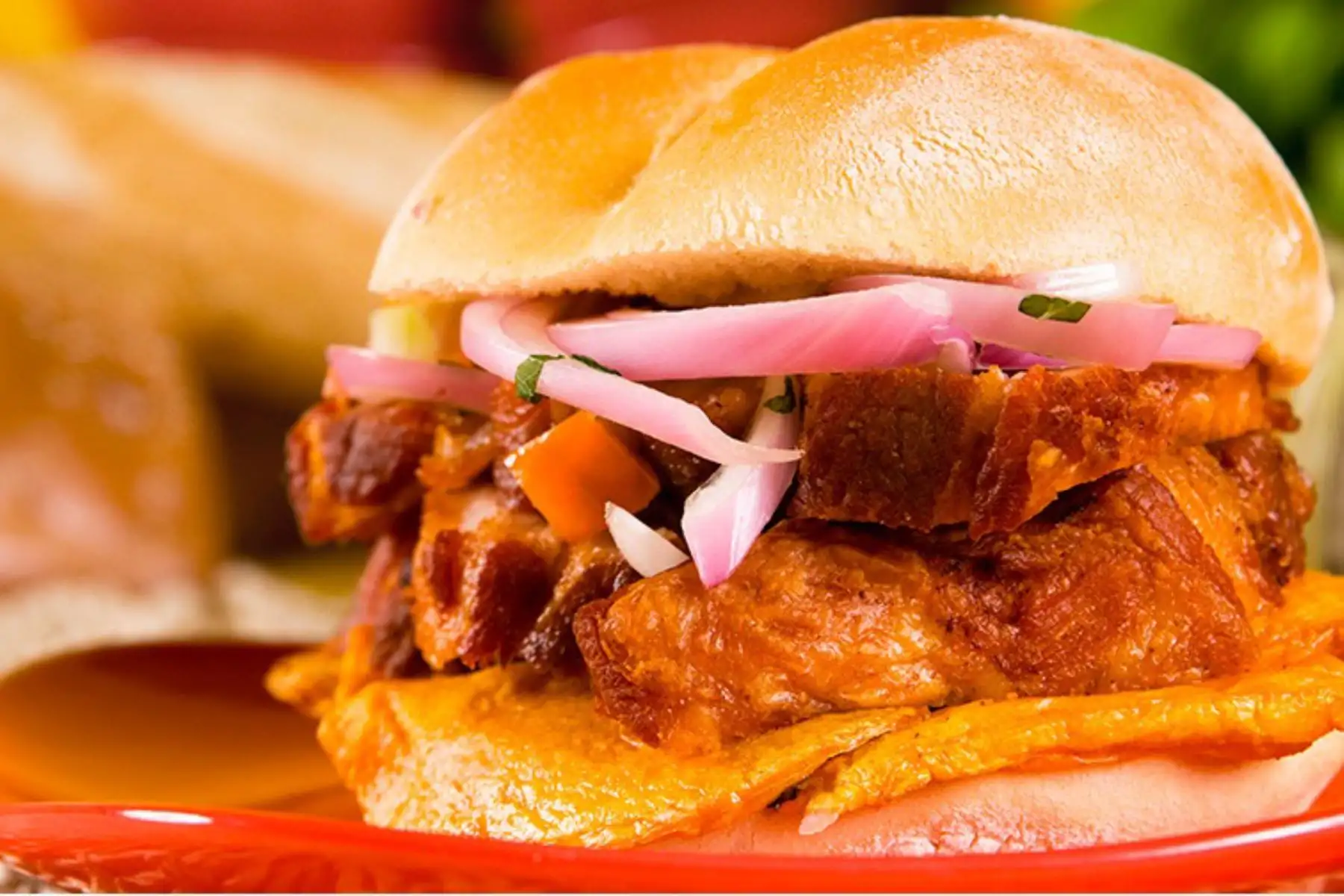Pan con chicharrón, día del pan con chicharrón.Foto: Promperú